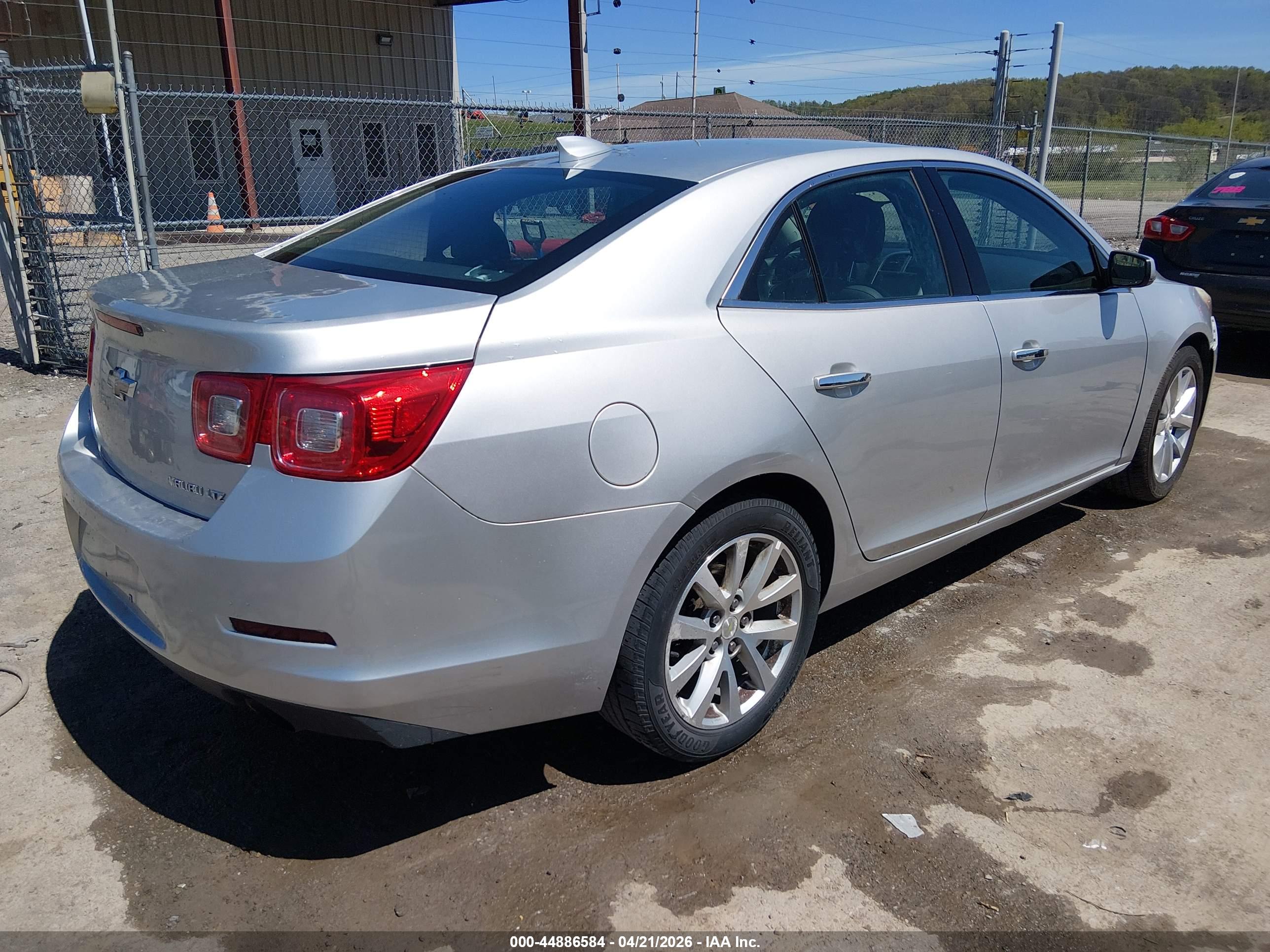 CHEVROLET MALIBU image 4