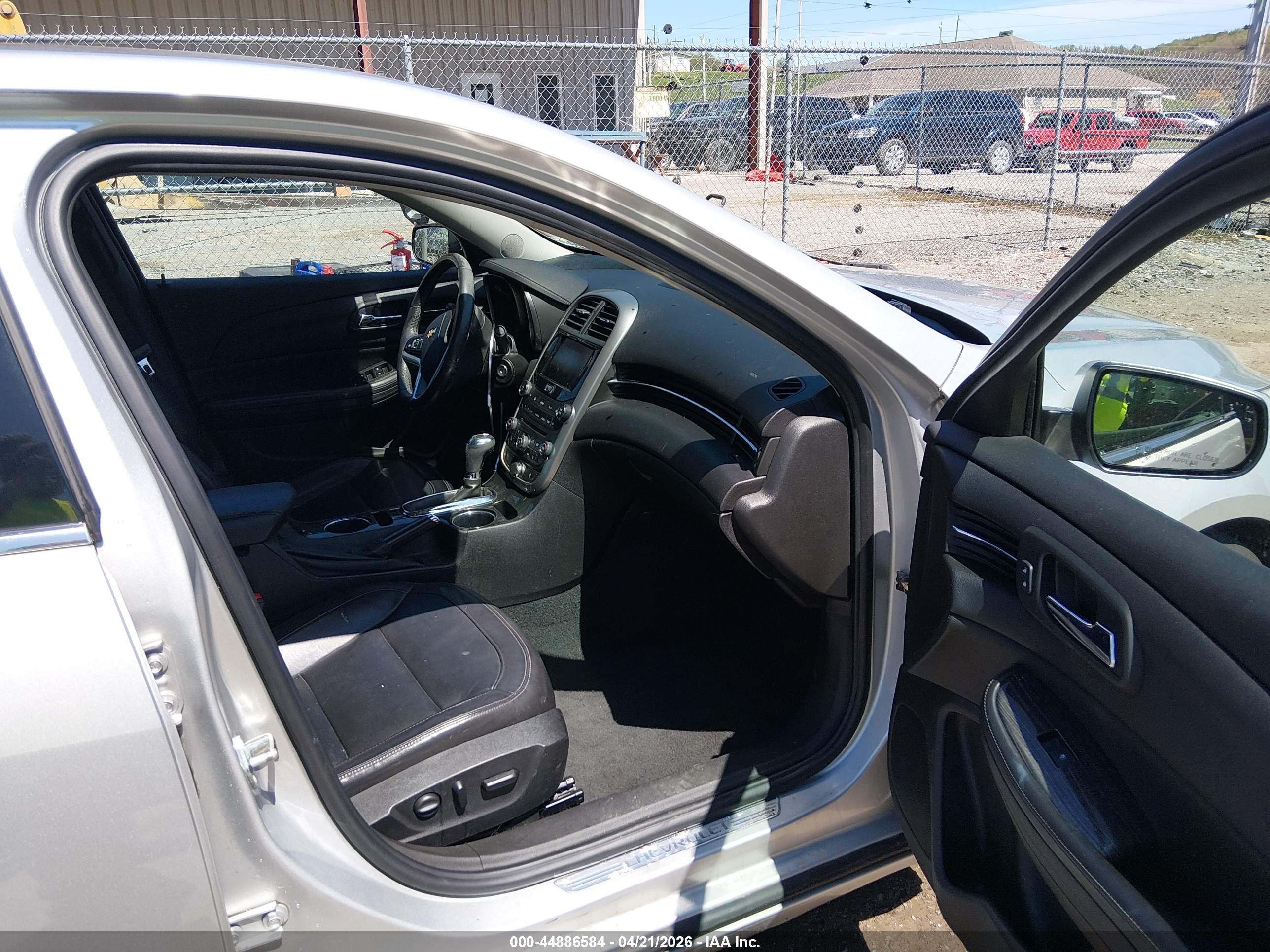 CHEVROLET MALIBU image 5