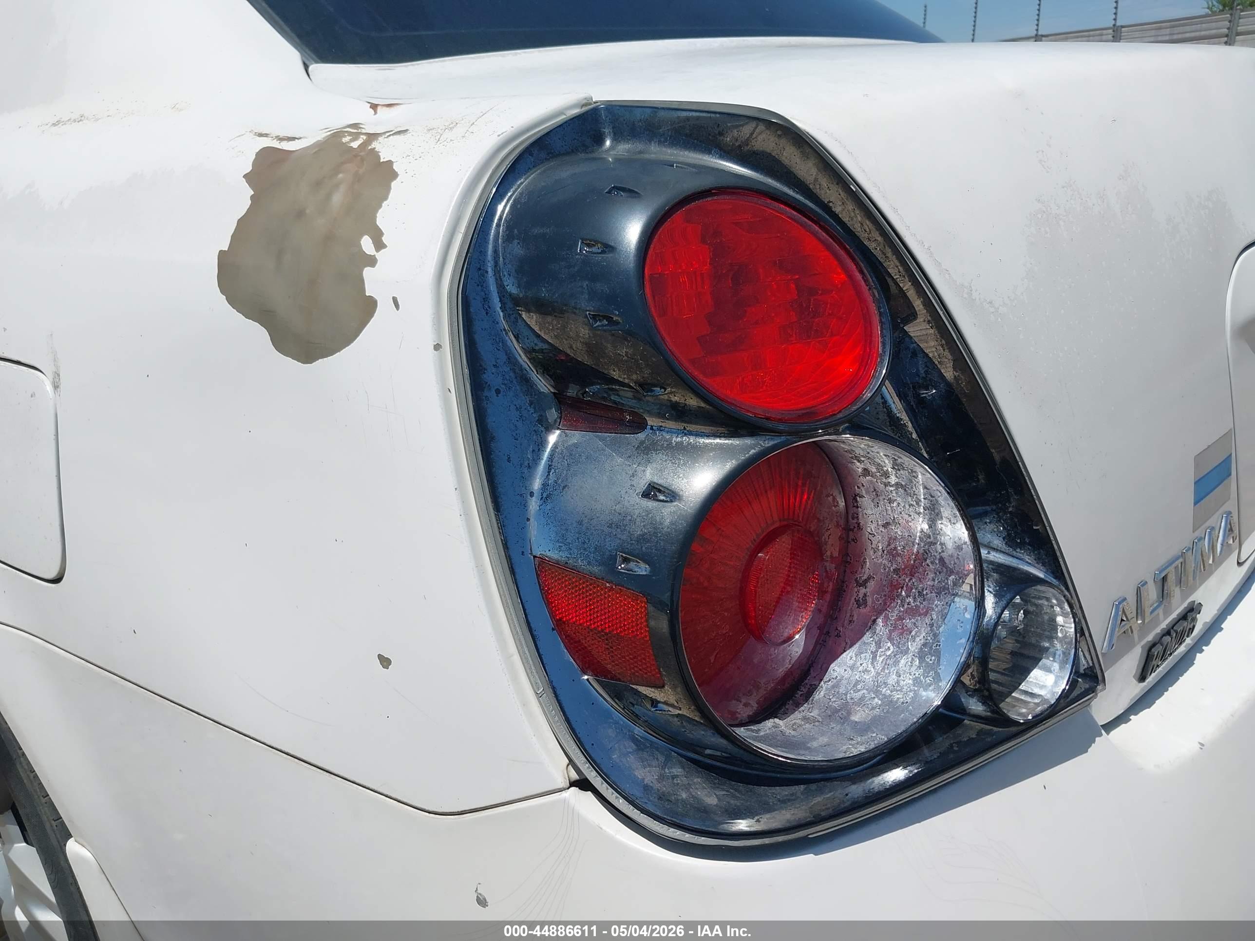 NISSAN ALTIMA image 6