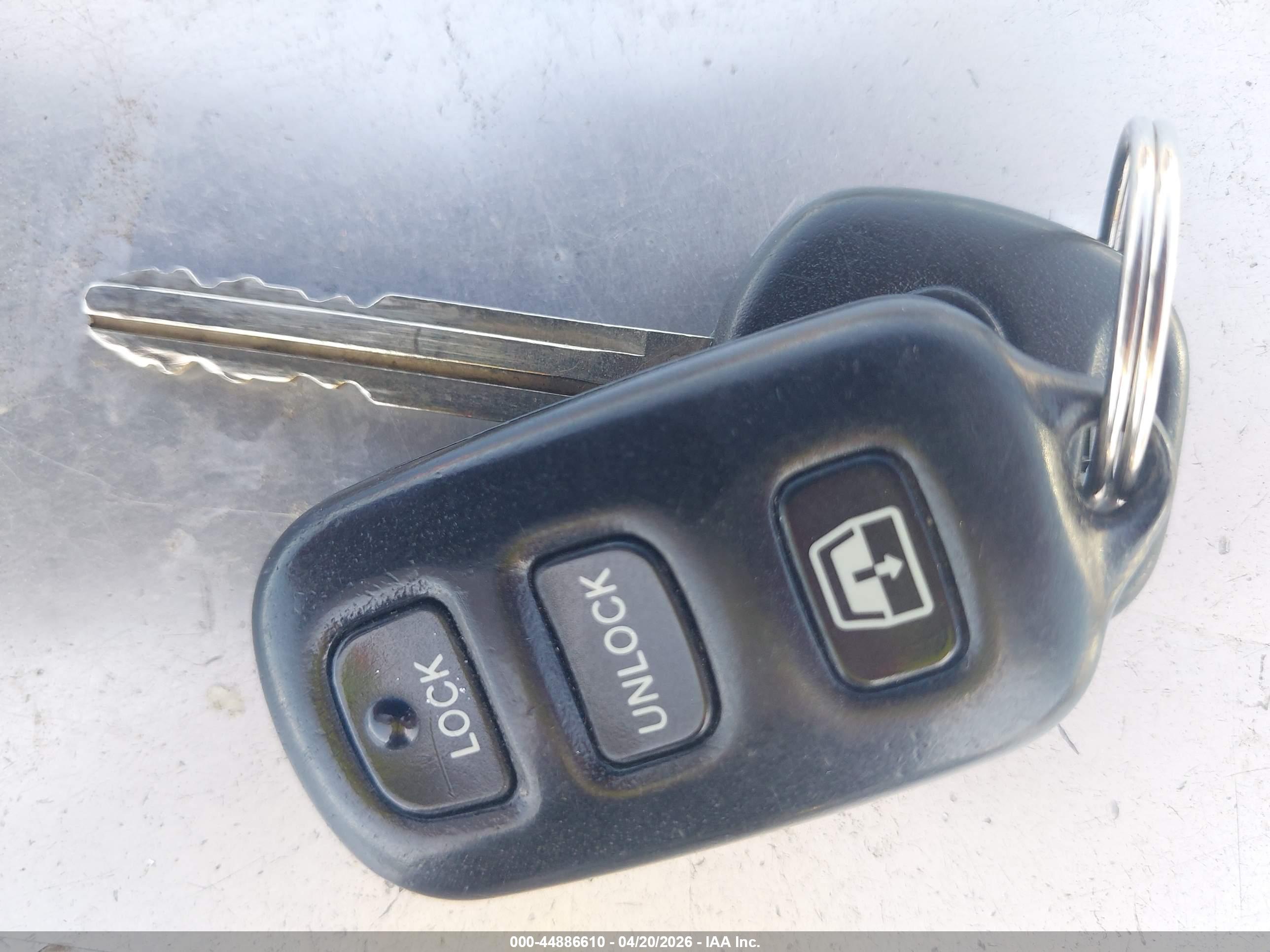 TOYOTA 4RUNNER image 11