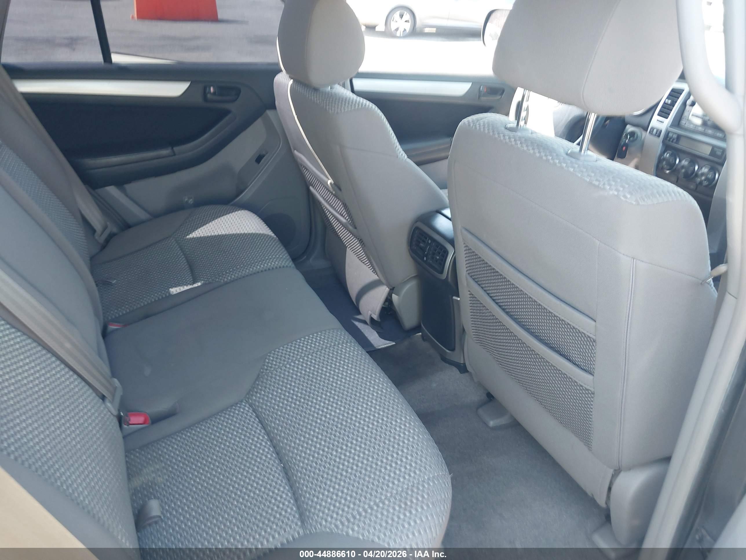 TOYOTA 4RUNNER image 8
