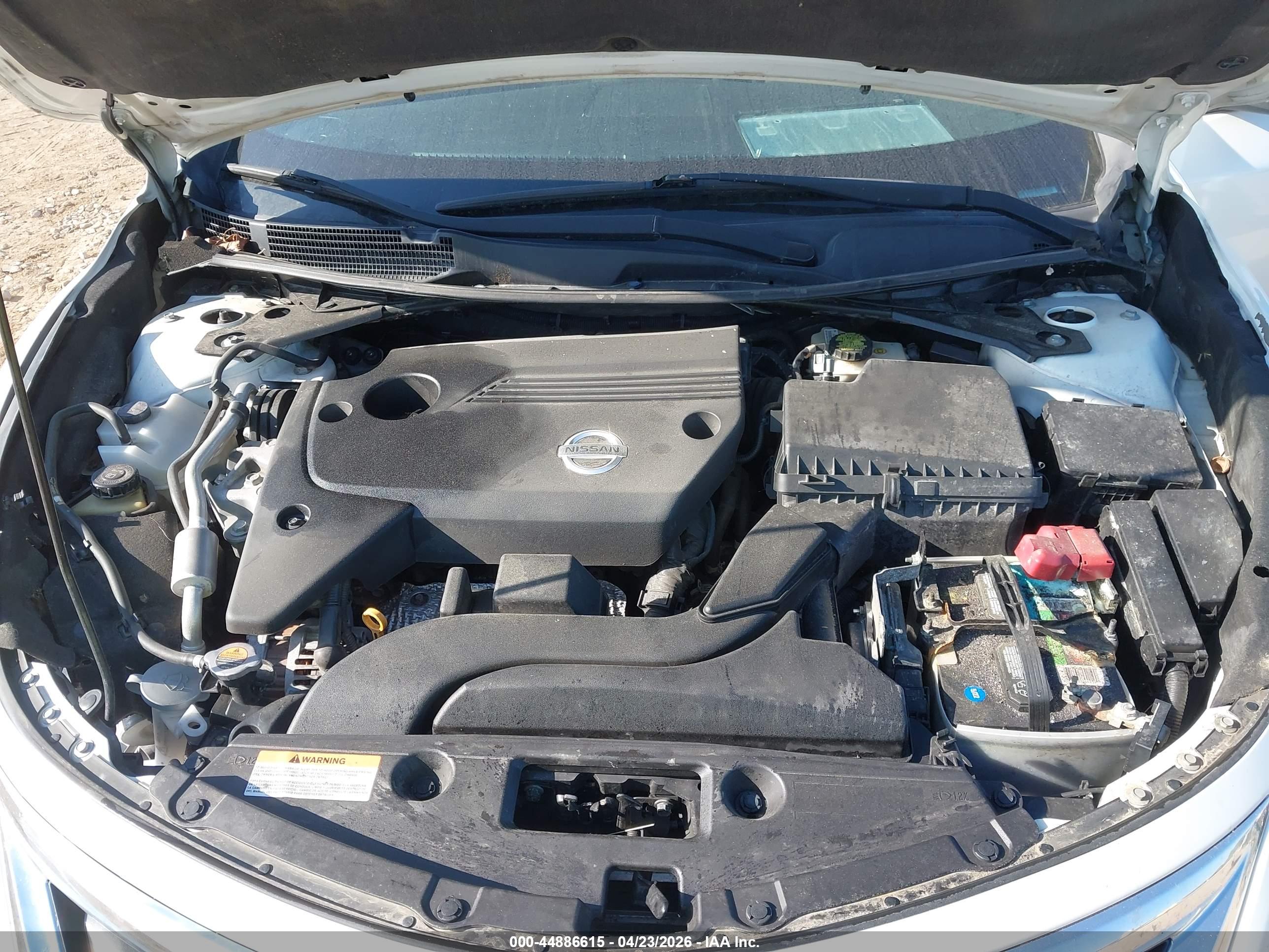NISSAN ALTIMA image 10