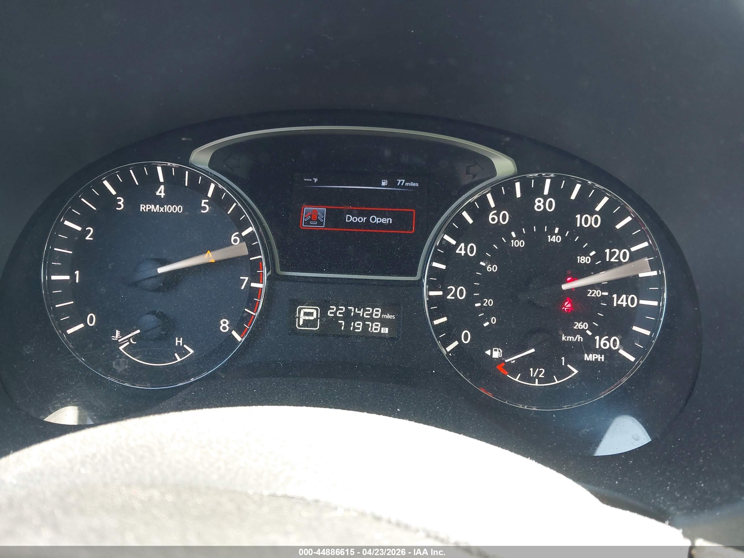NISSAN ALTIMA image 7