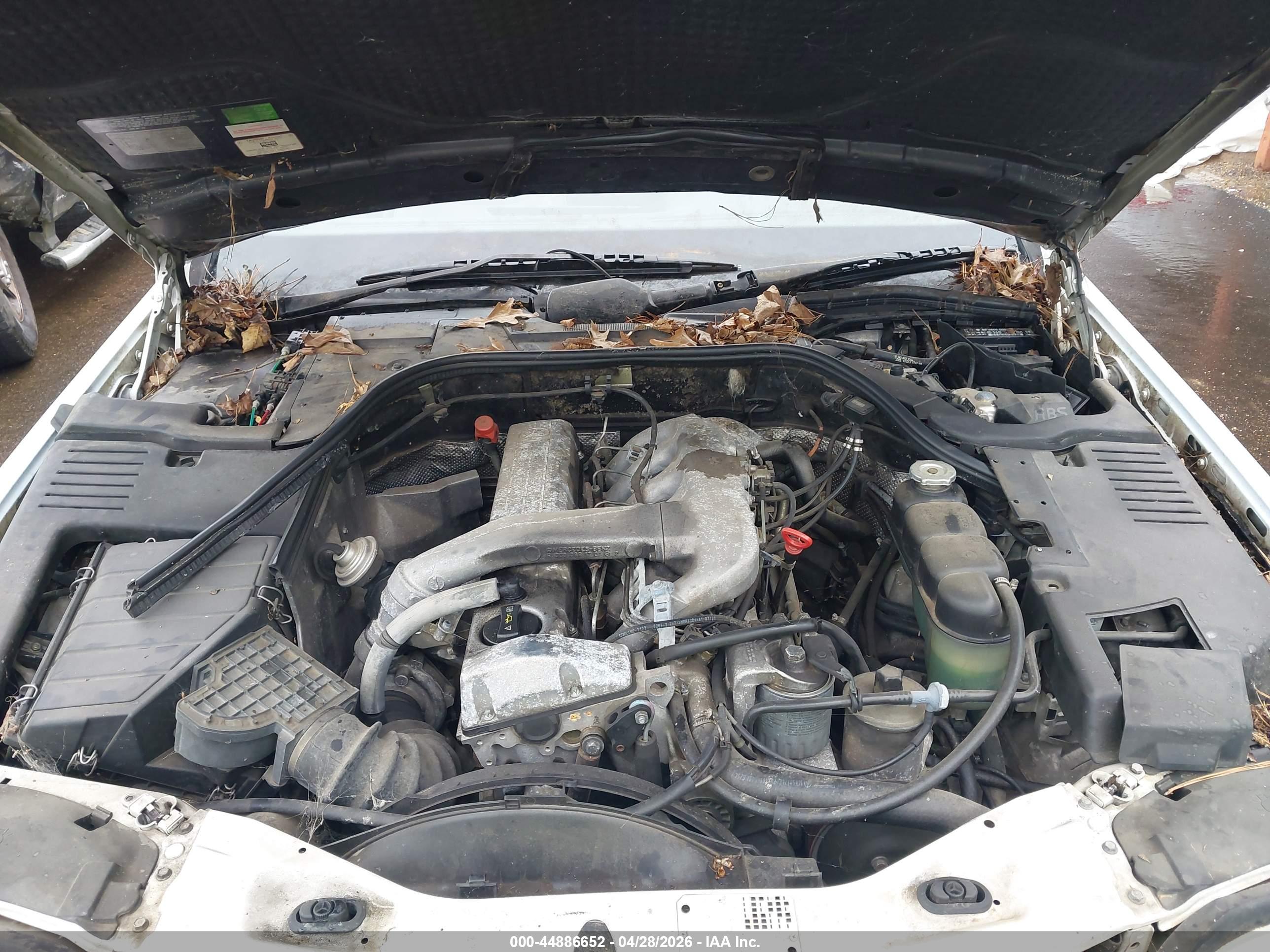 MERCEDES-BENZ 300 image 10