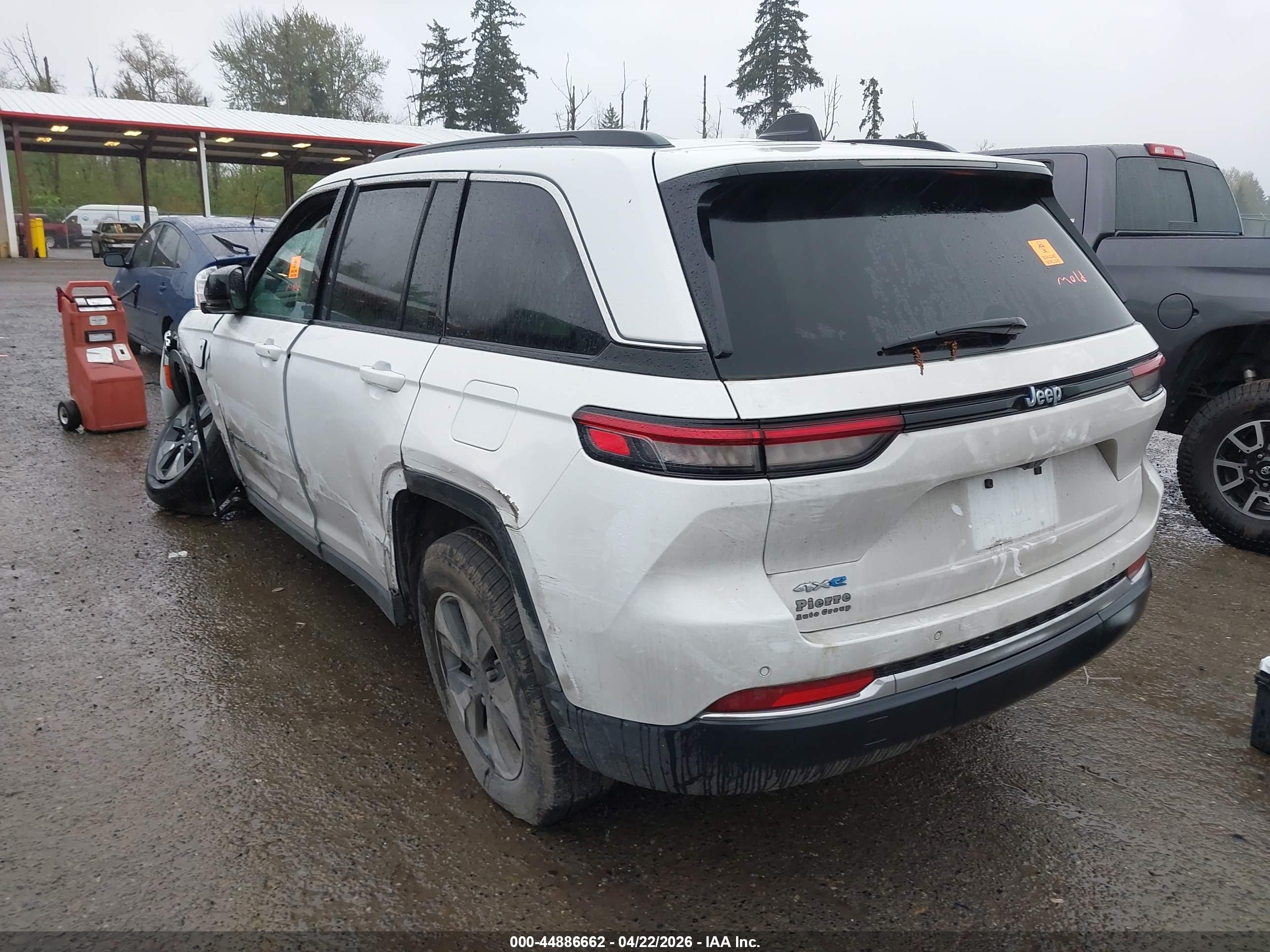 JEEP GRAND image 3