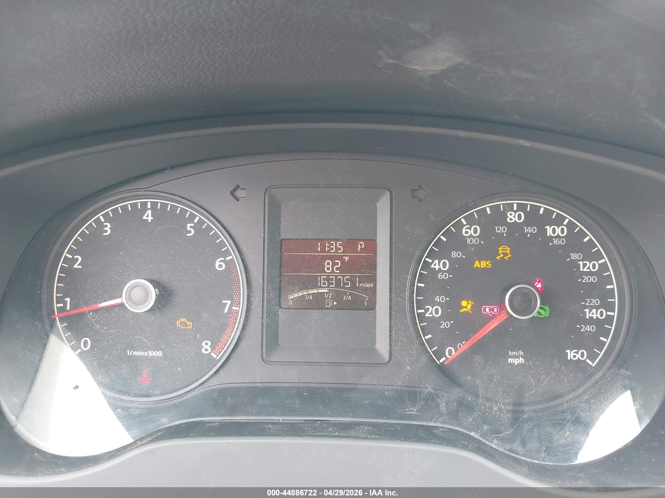 VOLKSWAGEN JETTA image 7