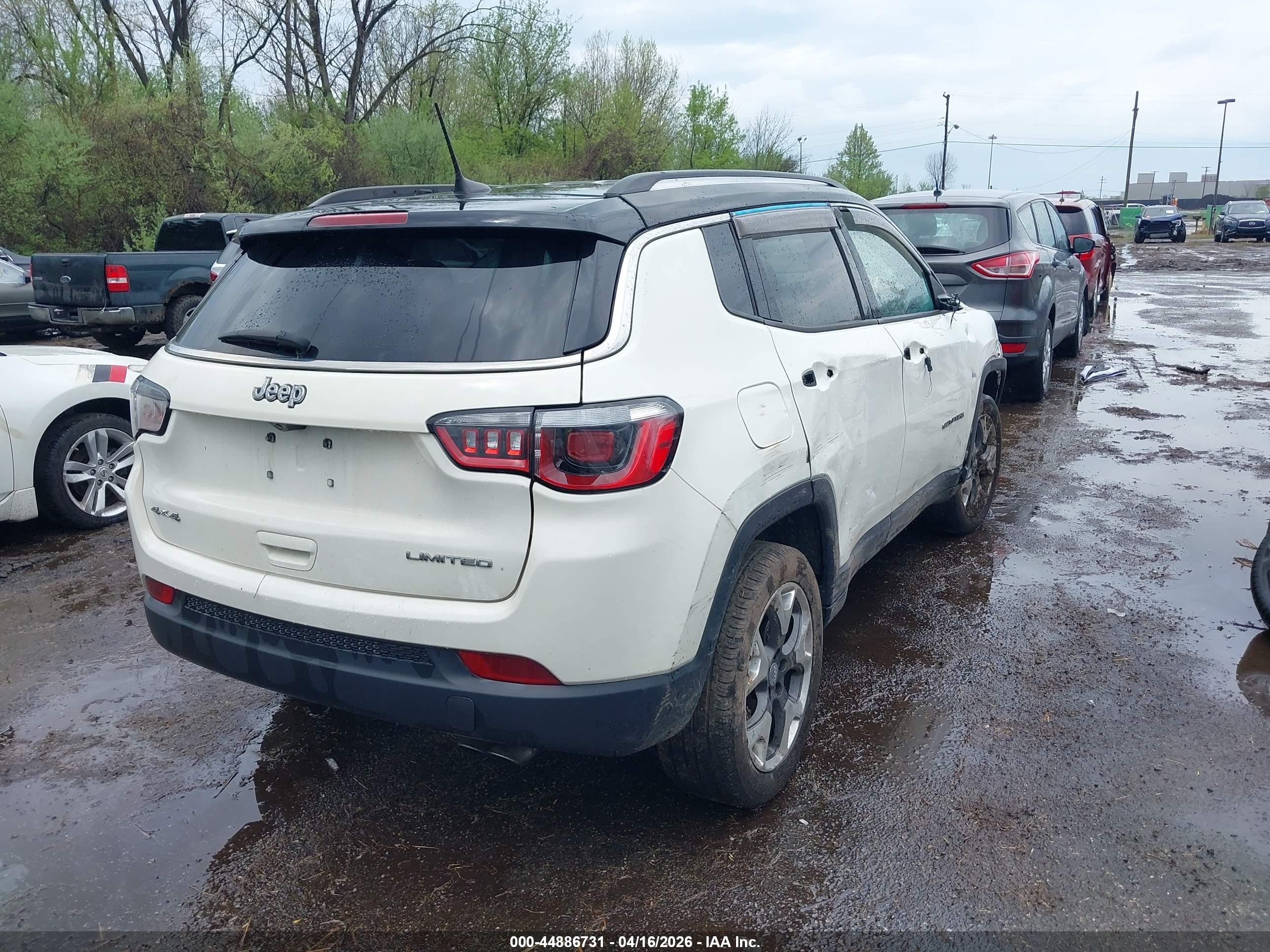 JEEP COMPASS image 4
