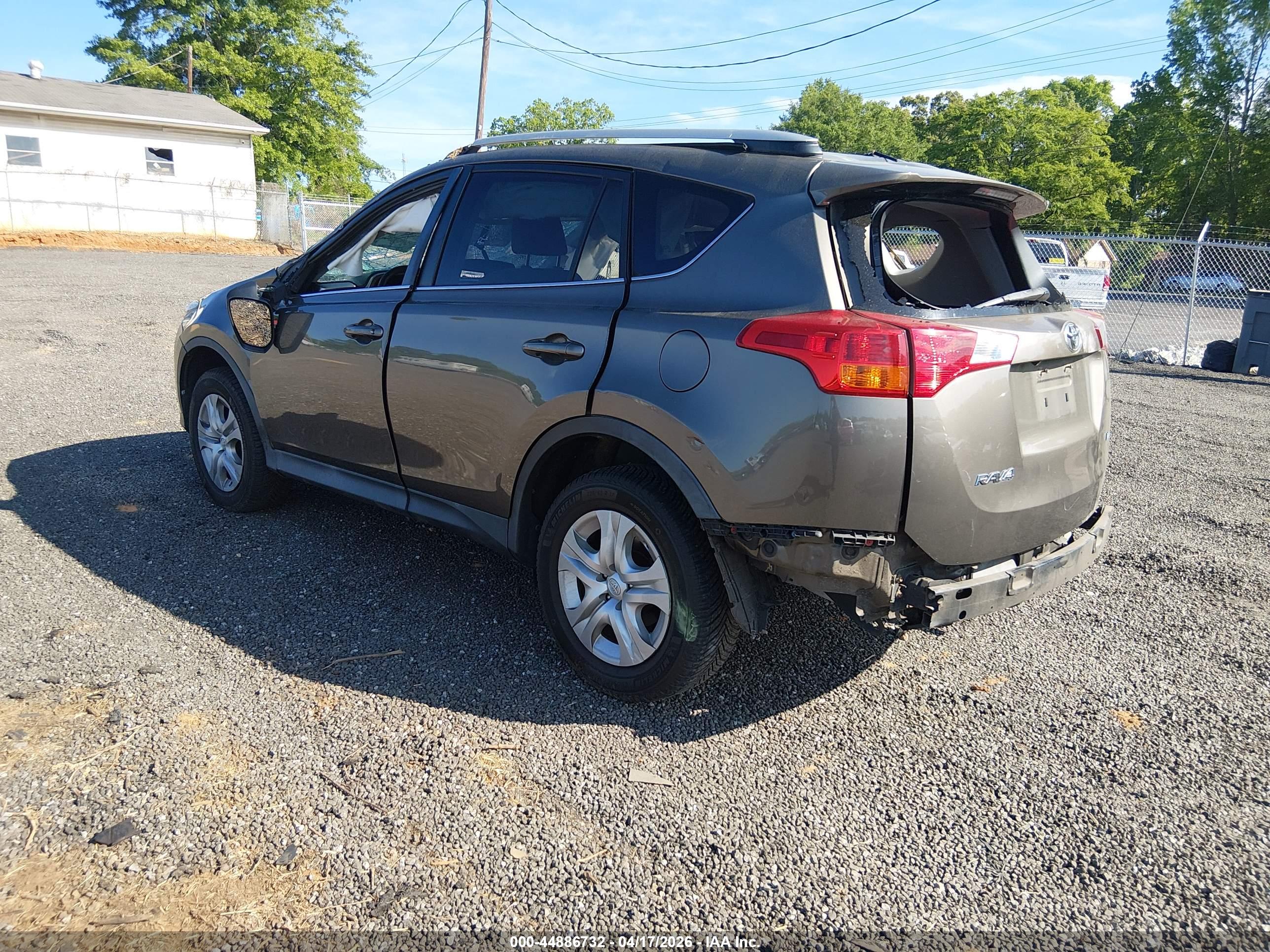 TOYOTA RAV4 image 3
