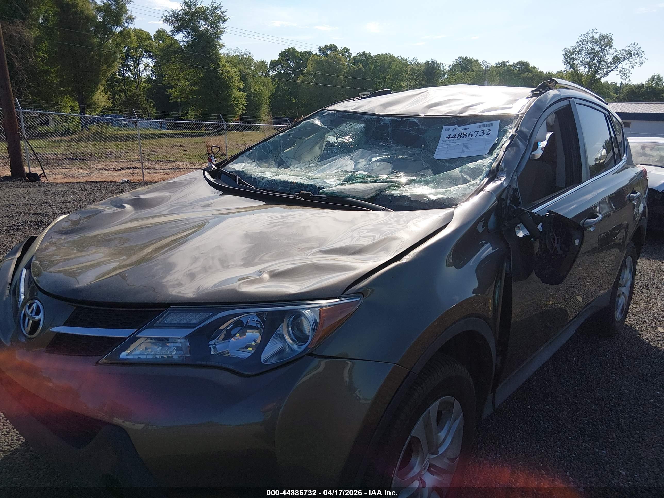 TOYOTA RAV4 image 6