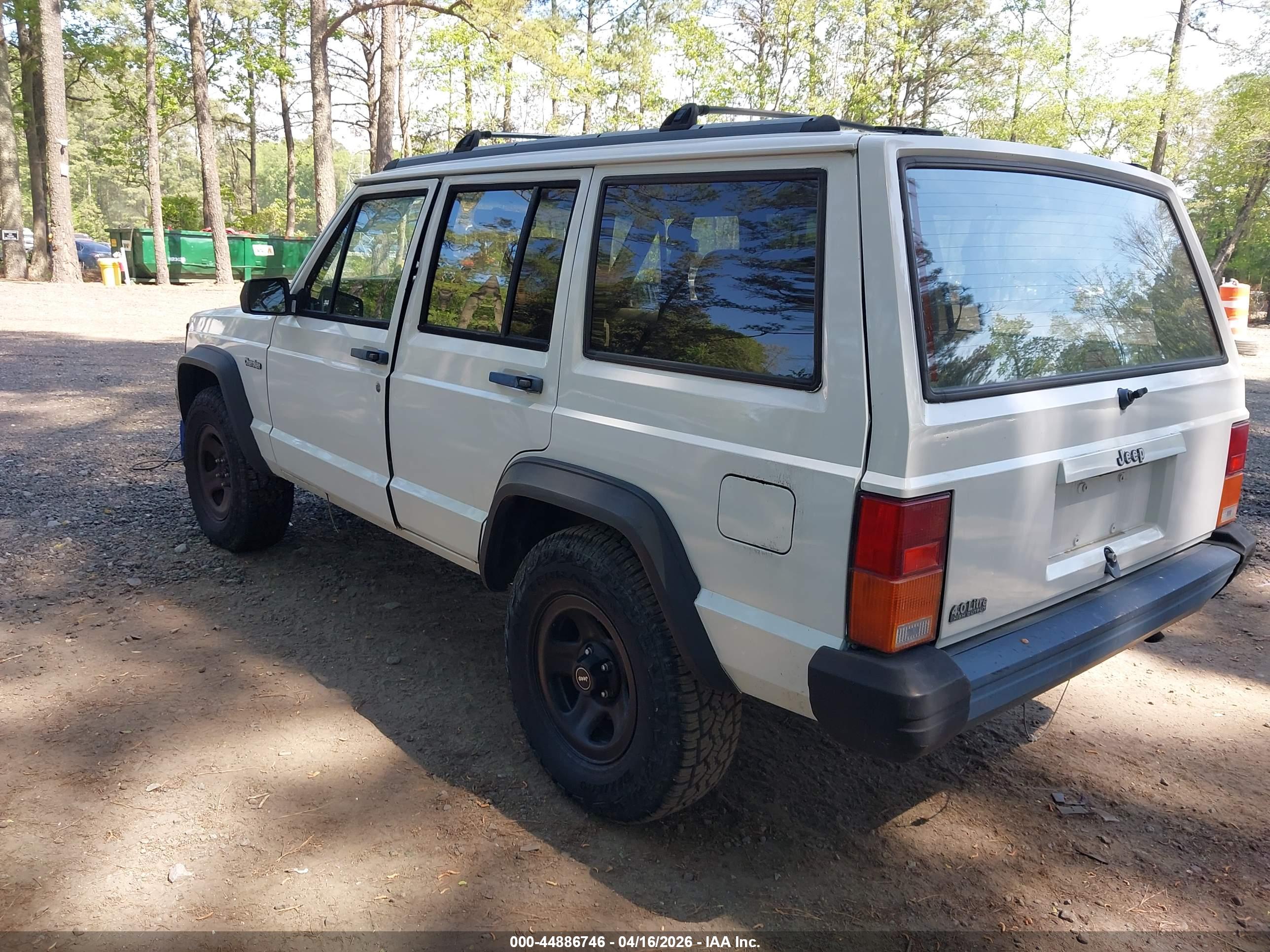 JEEP CHEROKEE image 3