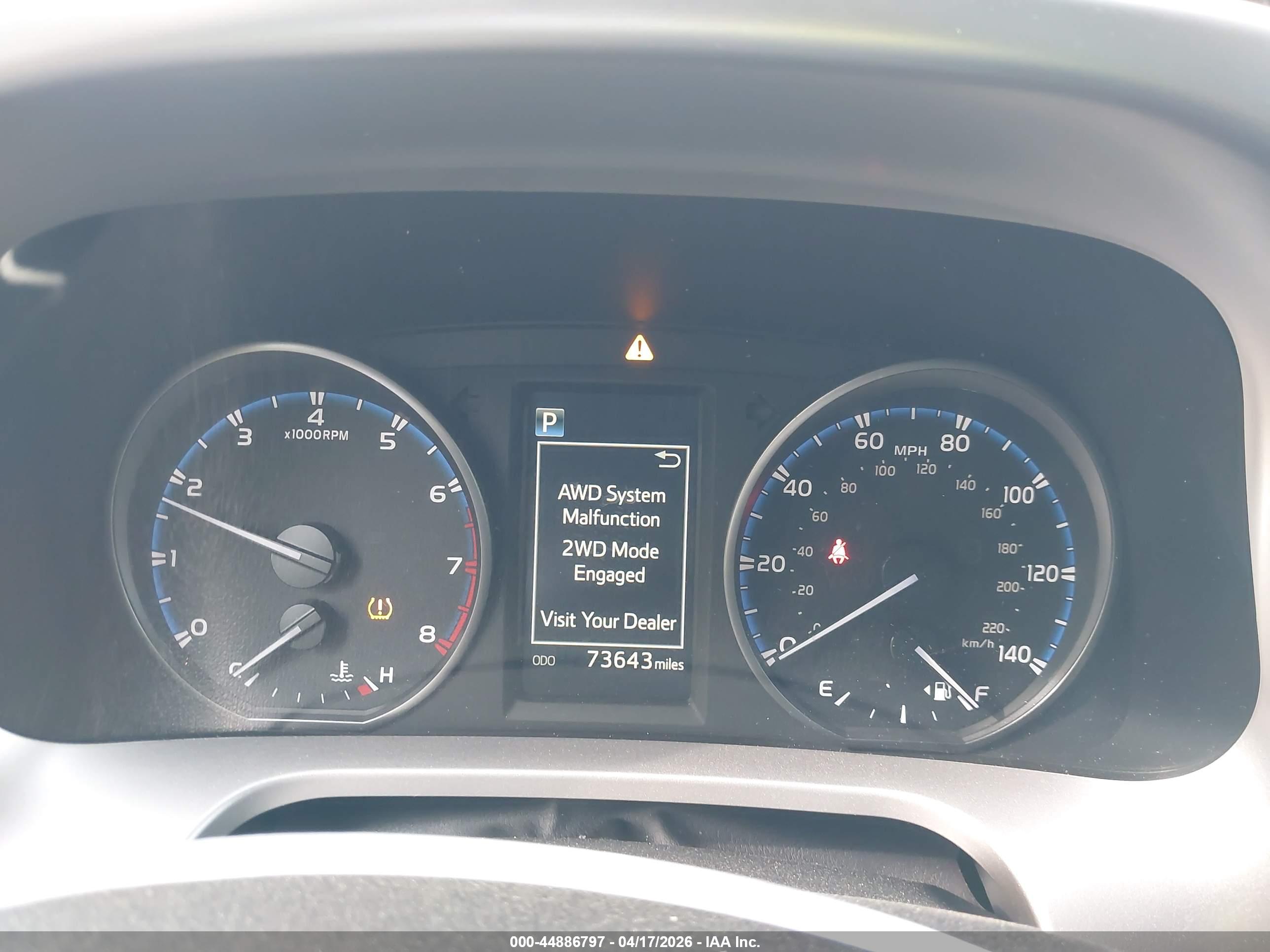 TOYOTA RAV4 image 7