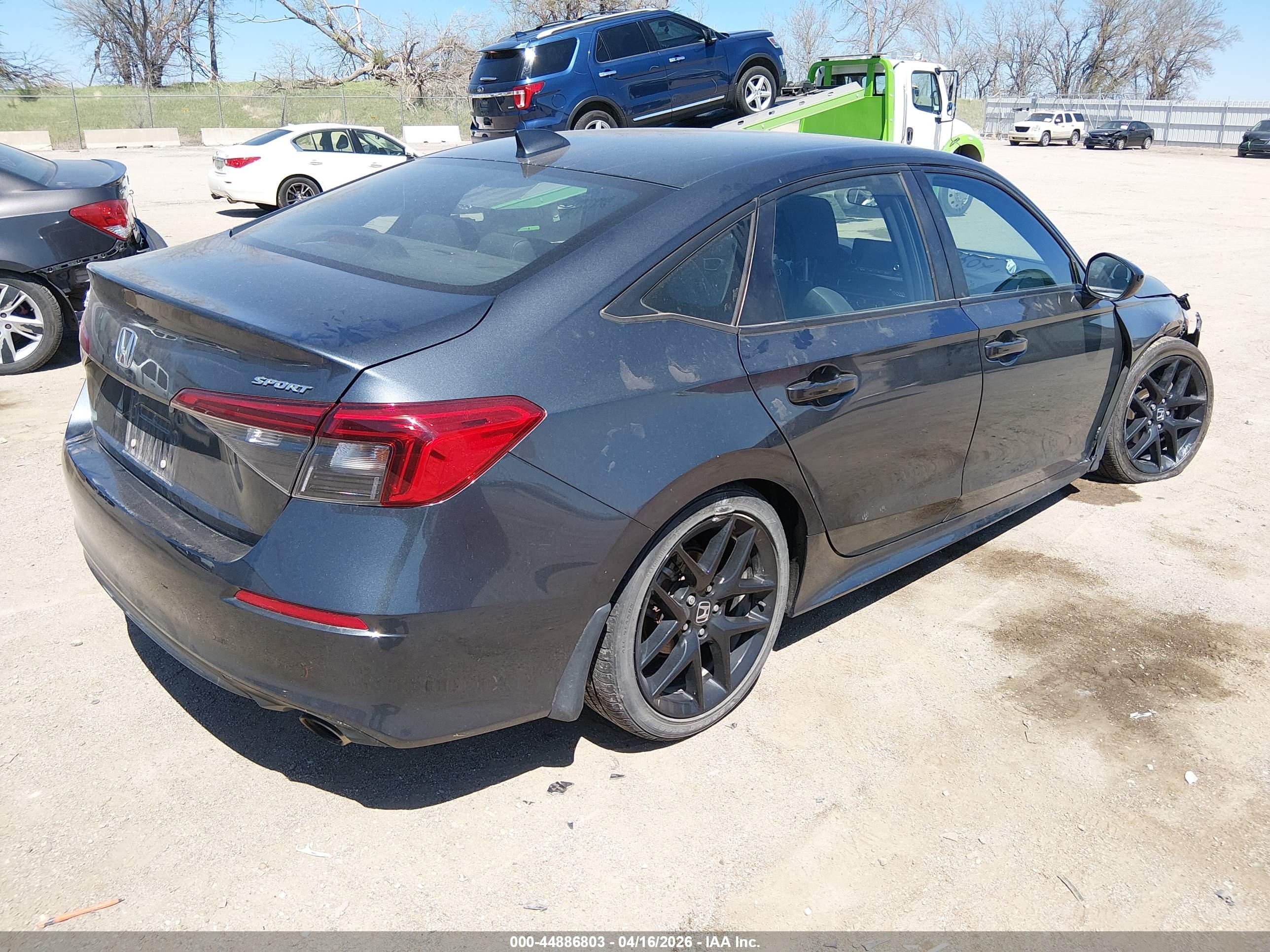 HONDA CIVIC image 4
