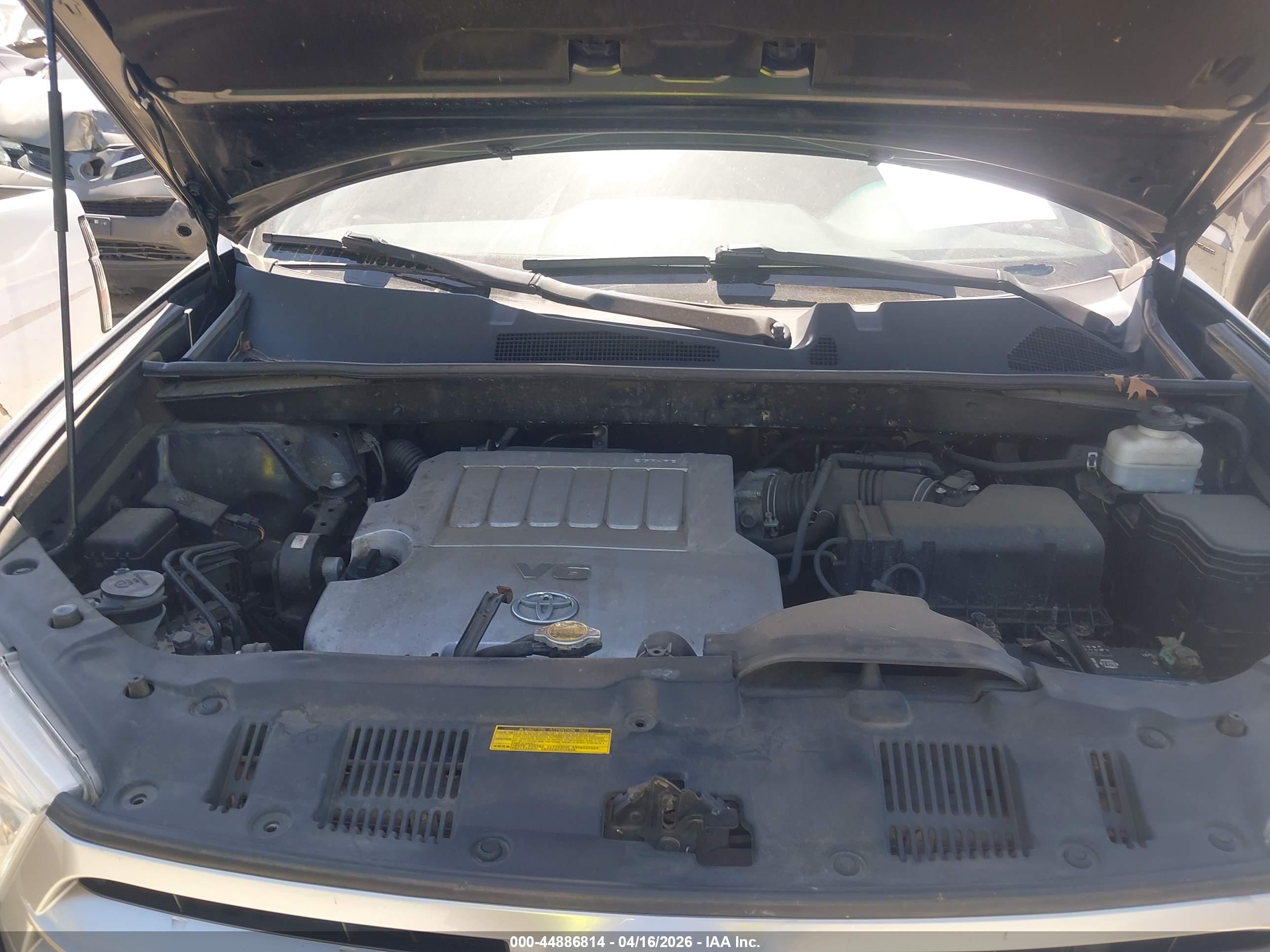 TOYOTA HIGHLANDER image 10