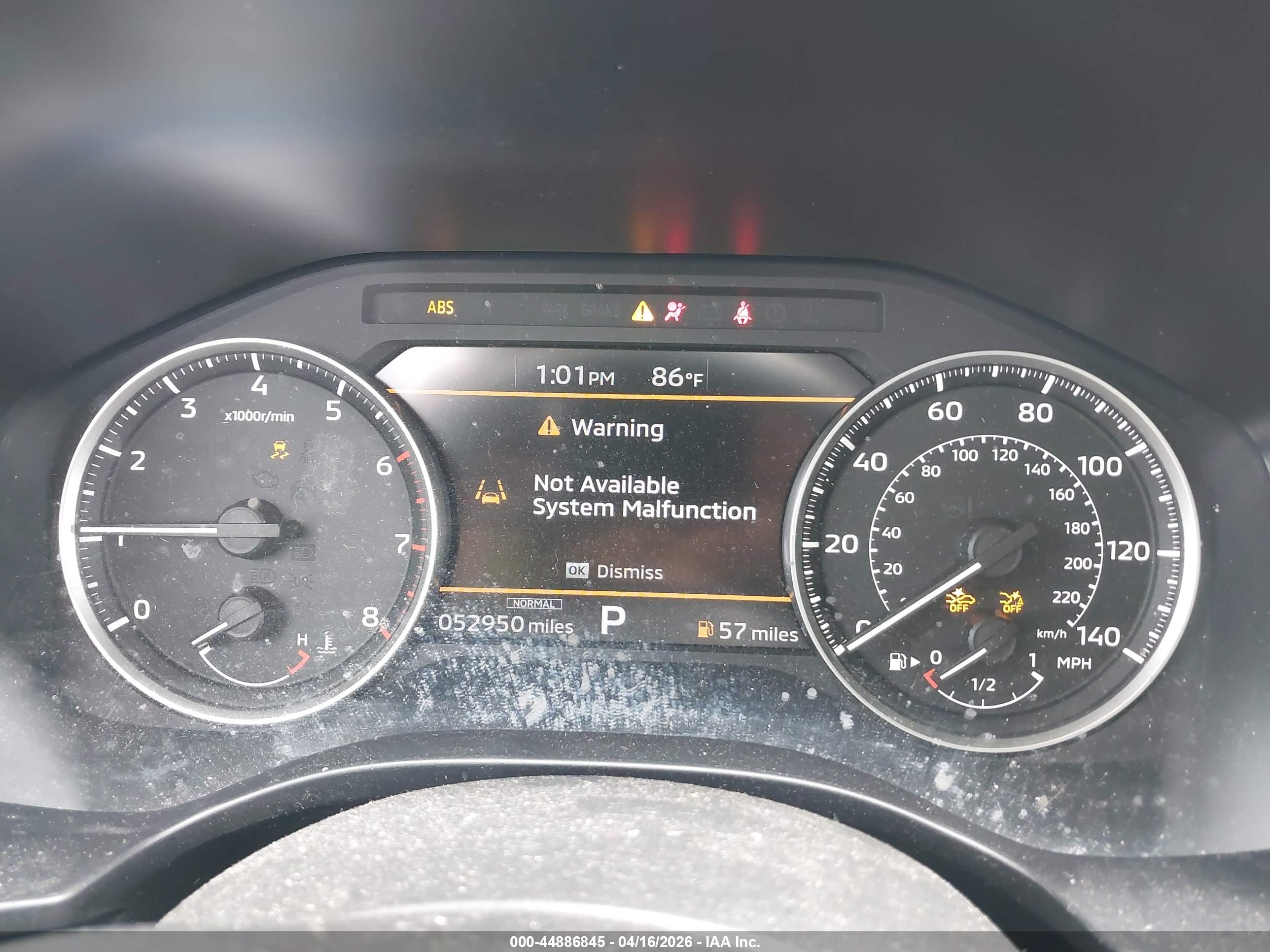 MITSUBISHI OUTLANDER image 7