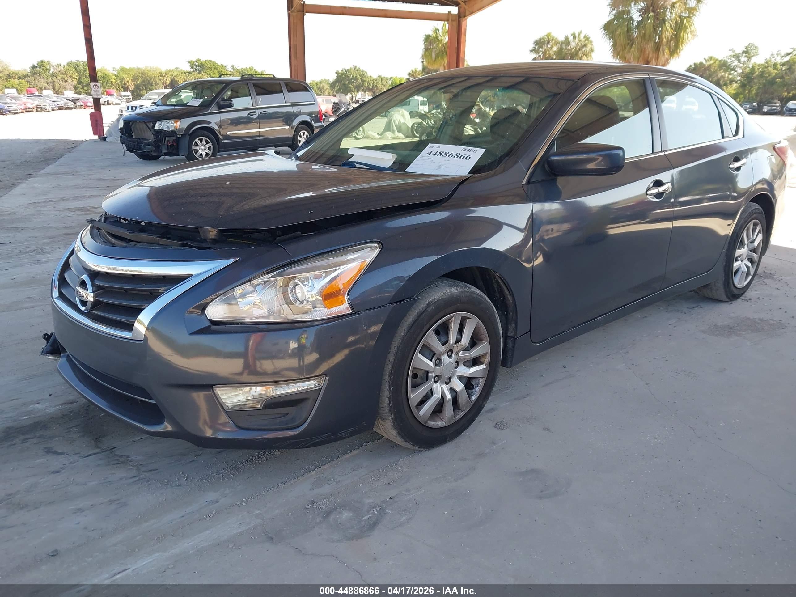 NISSAN ALTIMA image 2