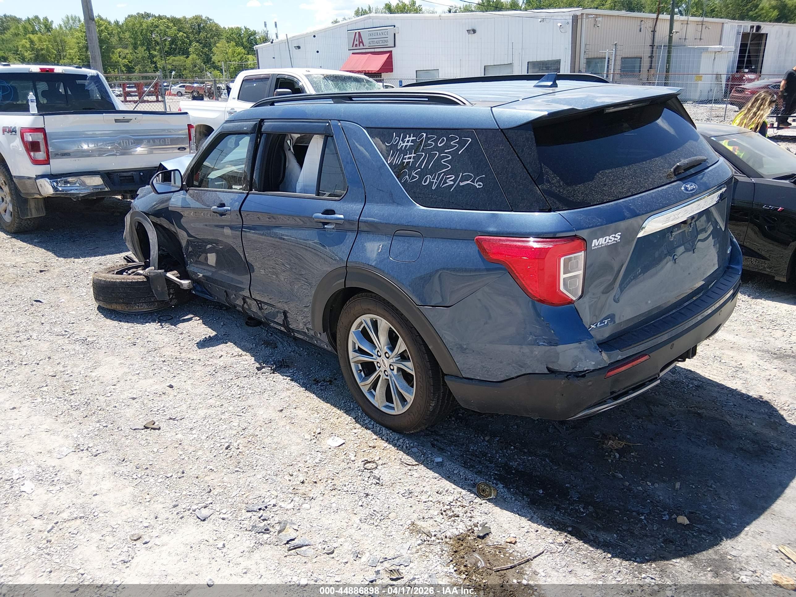 FORD EXPLORER image 3