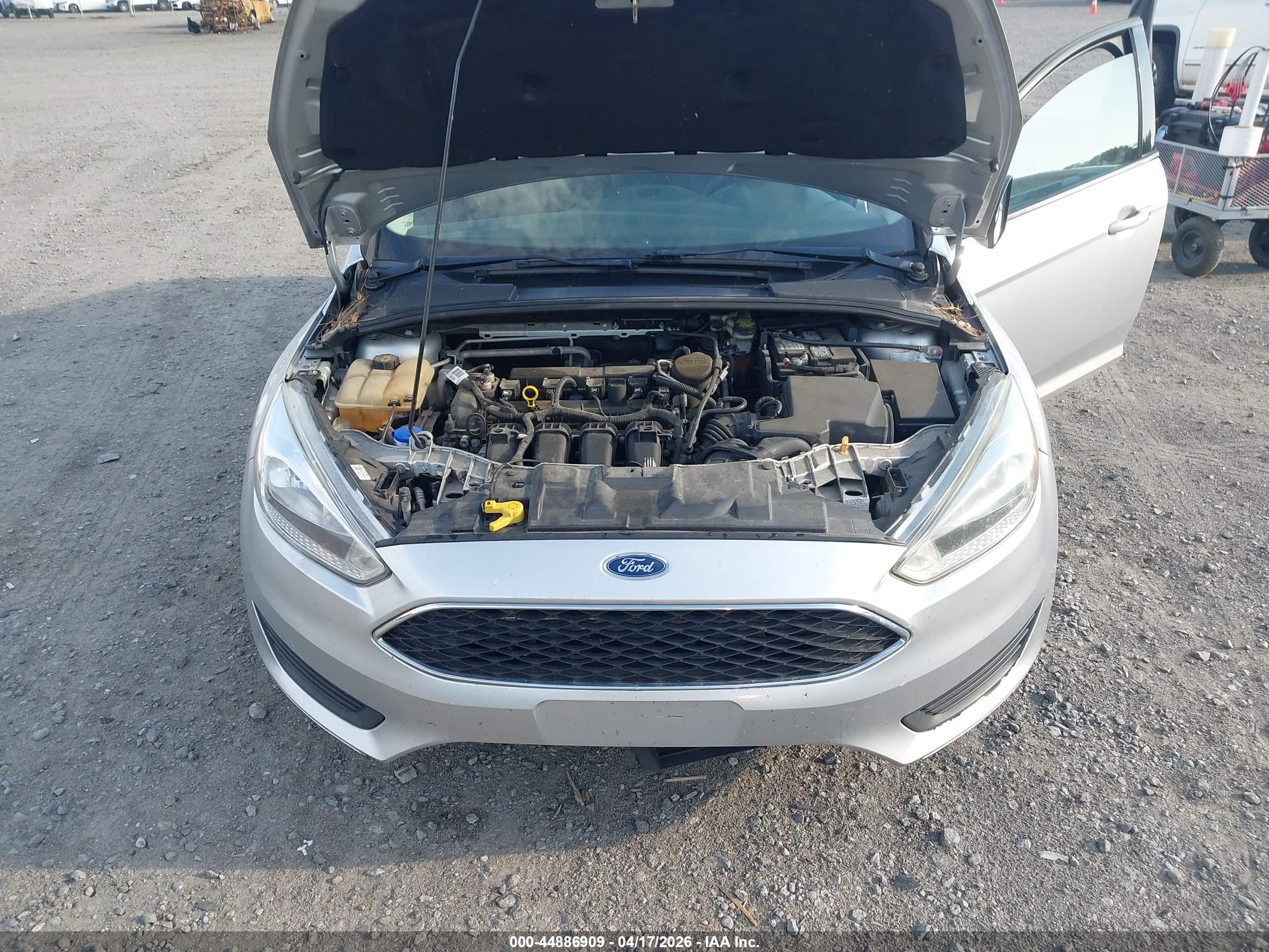FORD FOCUS image 10