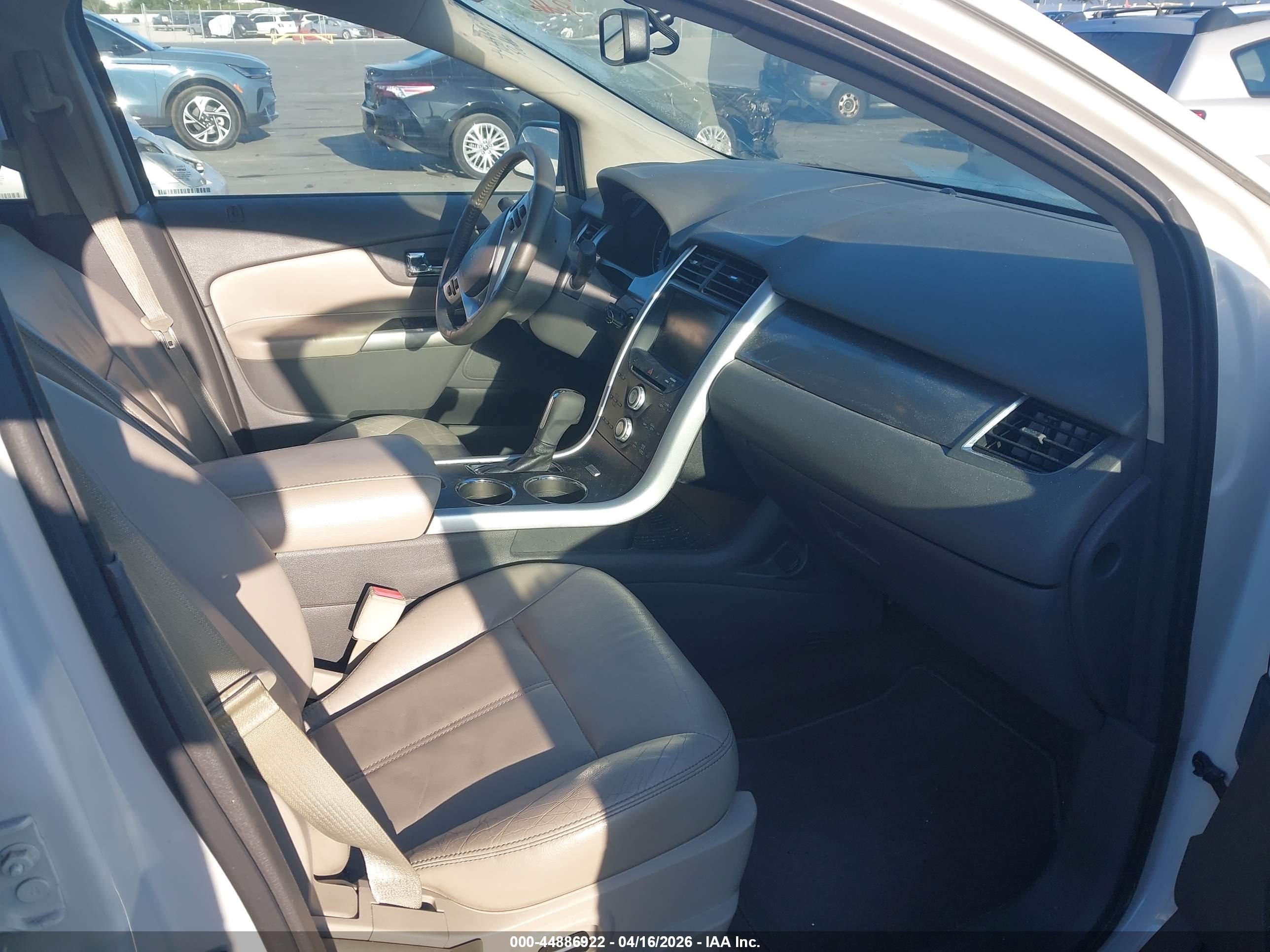 FORD EDGE image 5