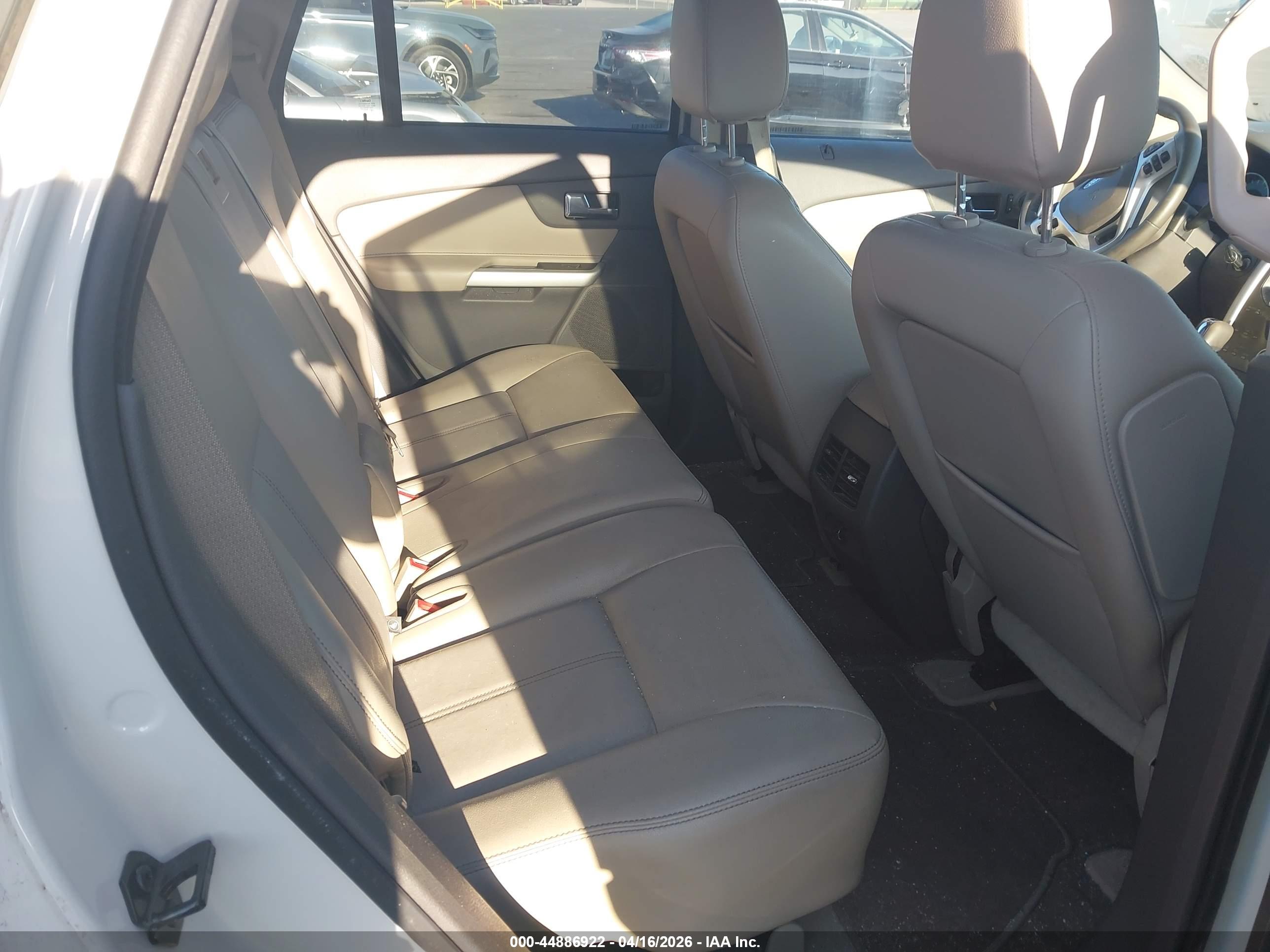 FORD EDGE image 8