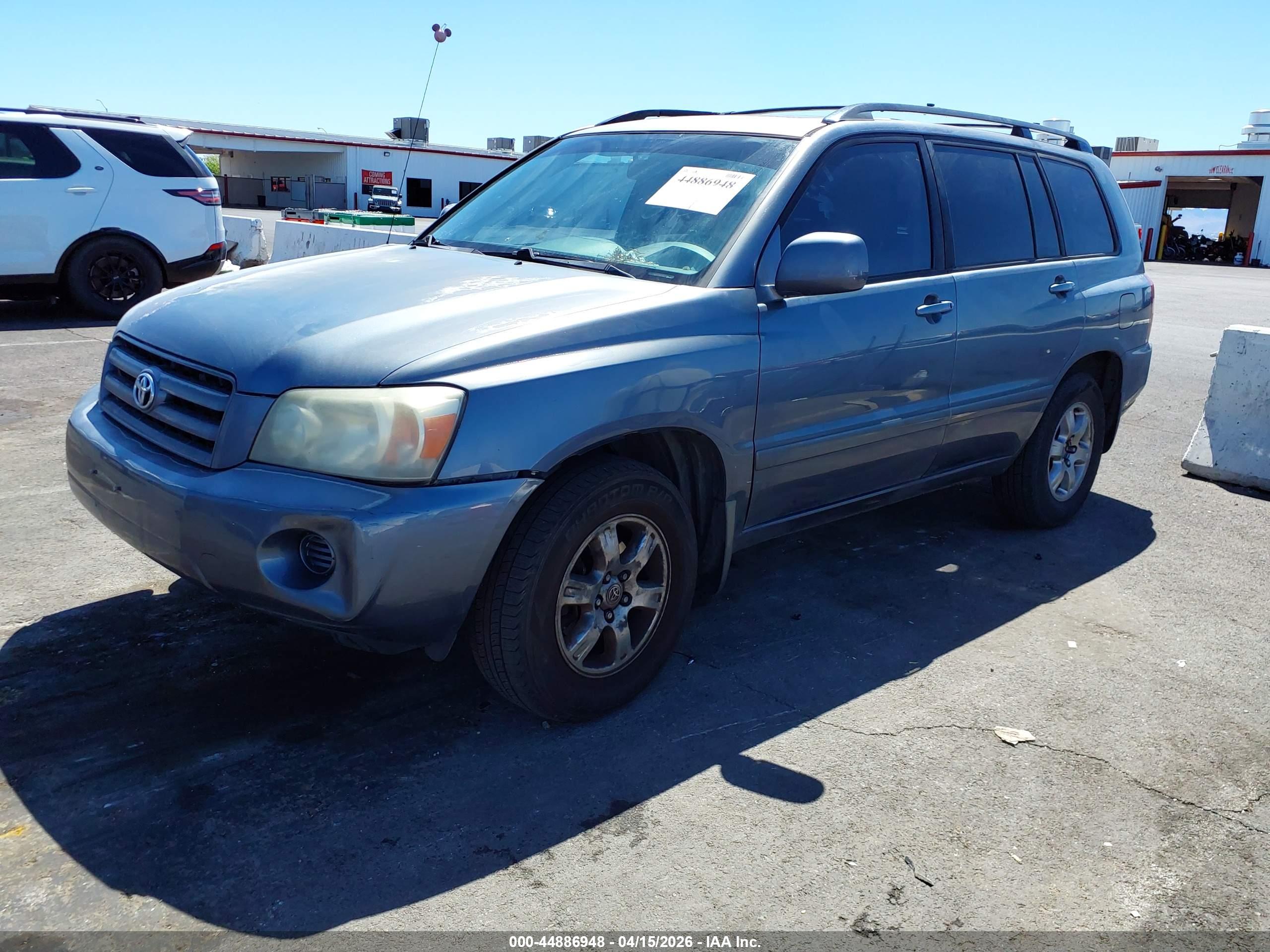 TOYOTA HIGHLANDER image 2