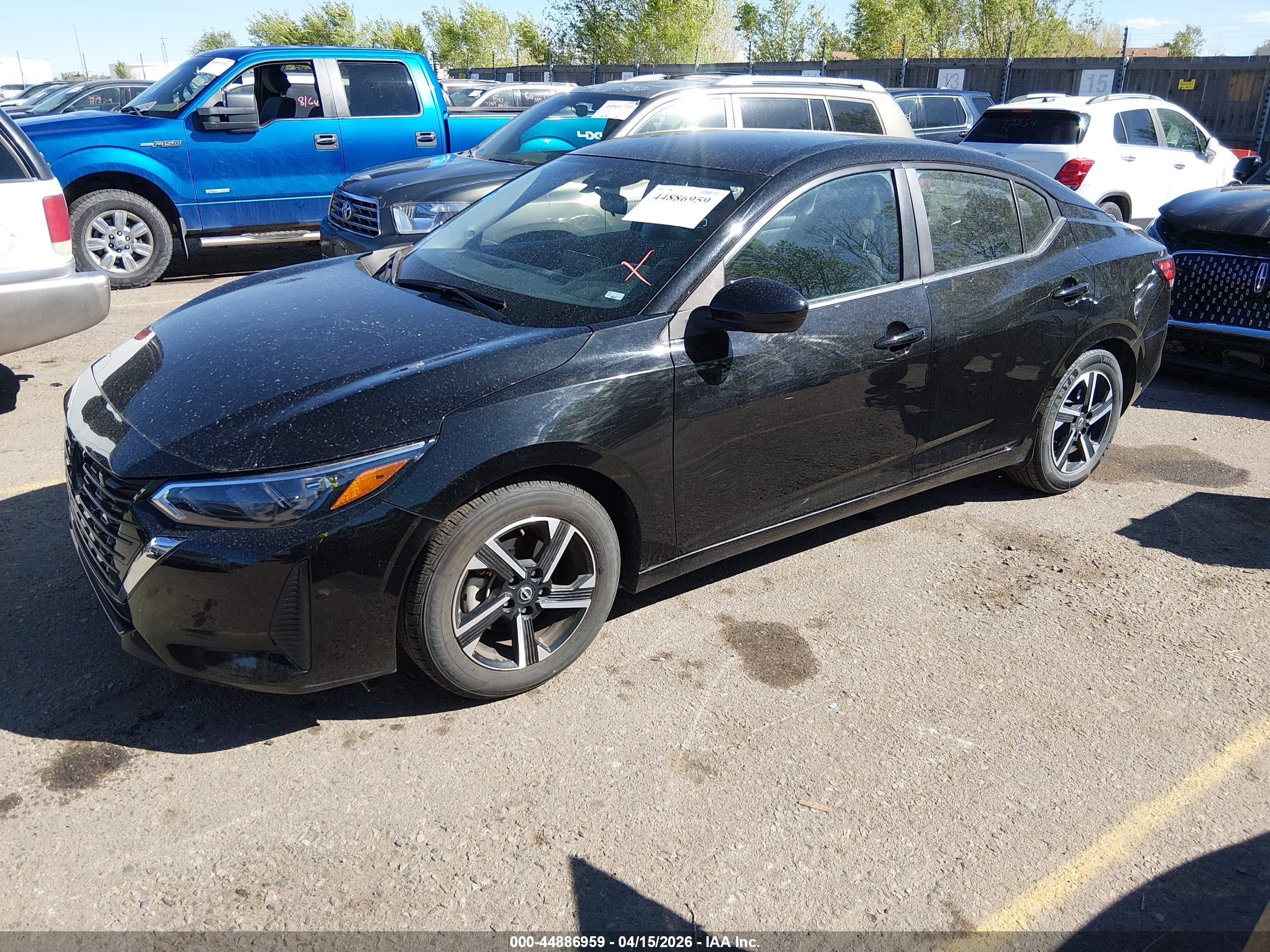NISSAN SENTRA image 2