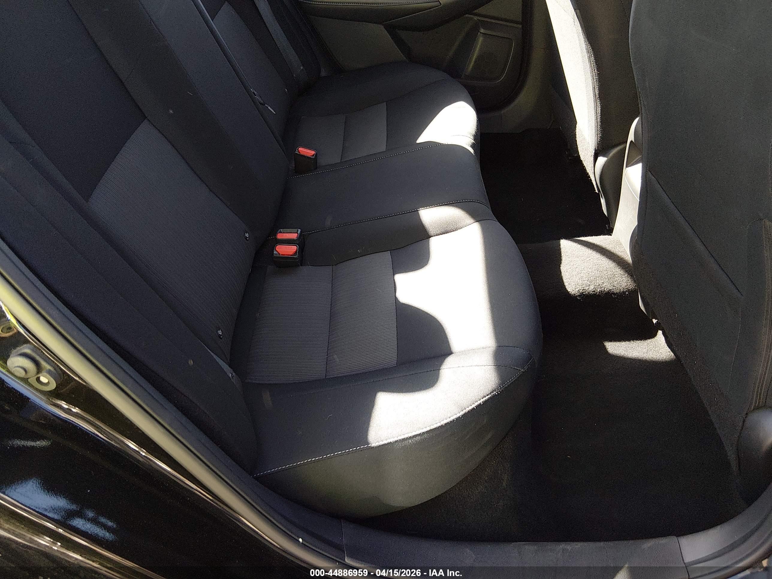 NISSAN SENTRA image 8