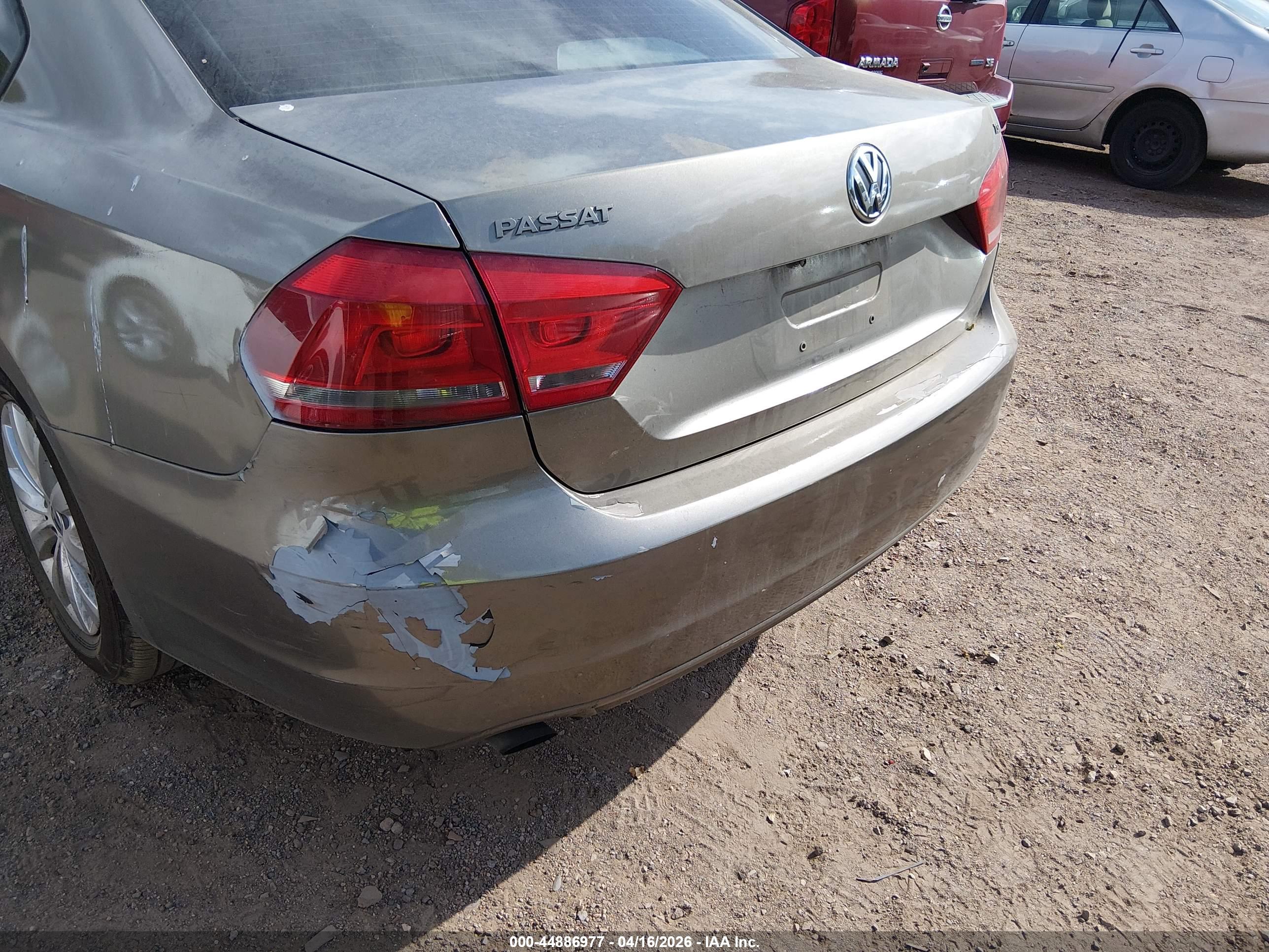VOLKSWAGEN PASSAT image 6