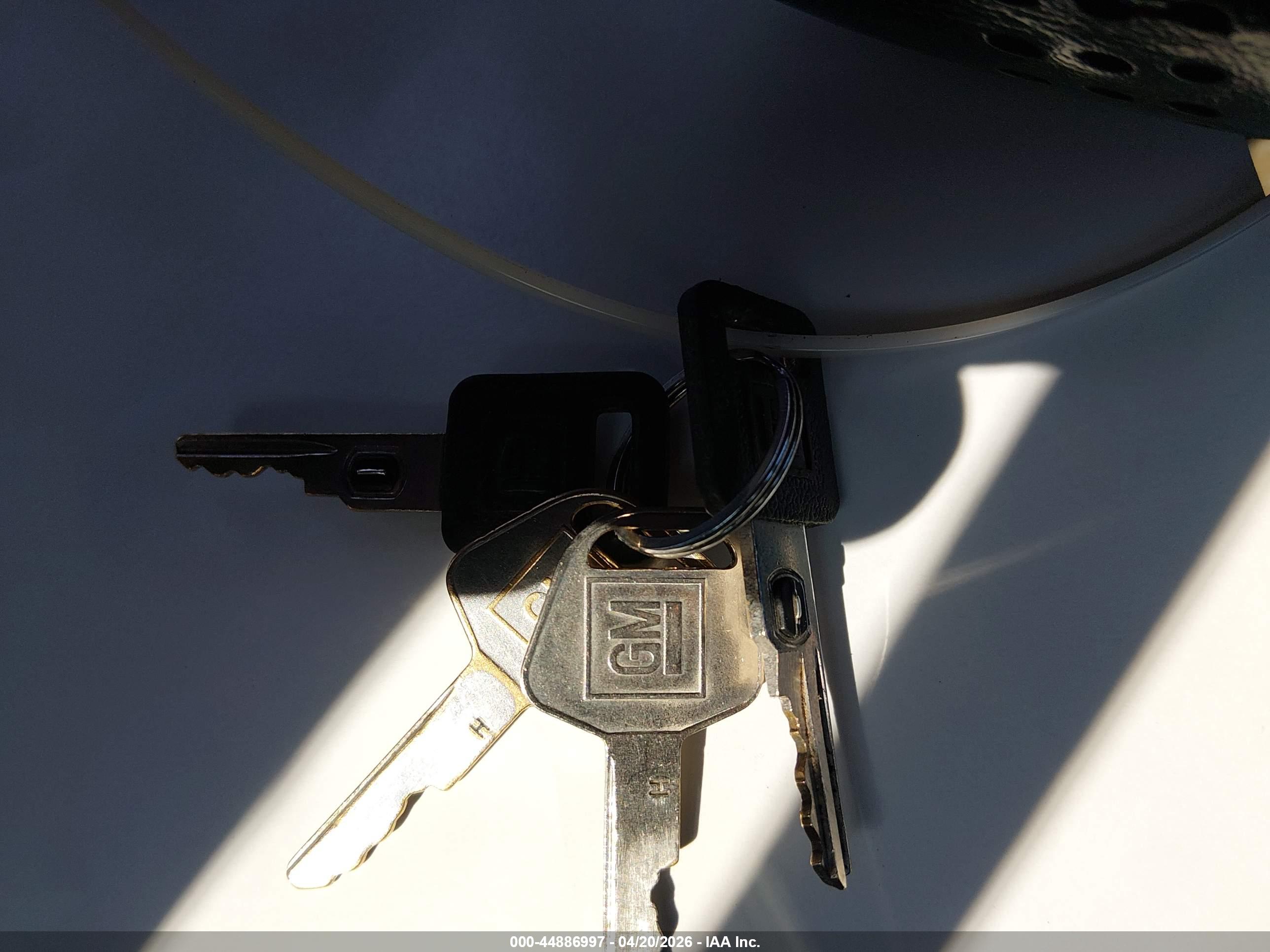 CHEVROLET LUMINA image 11