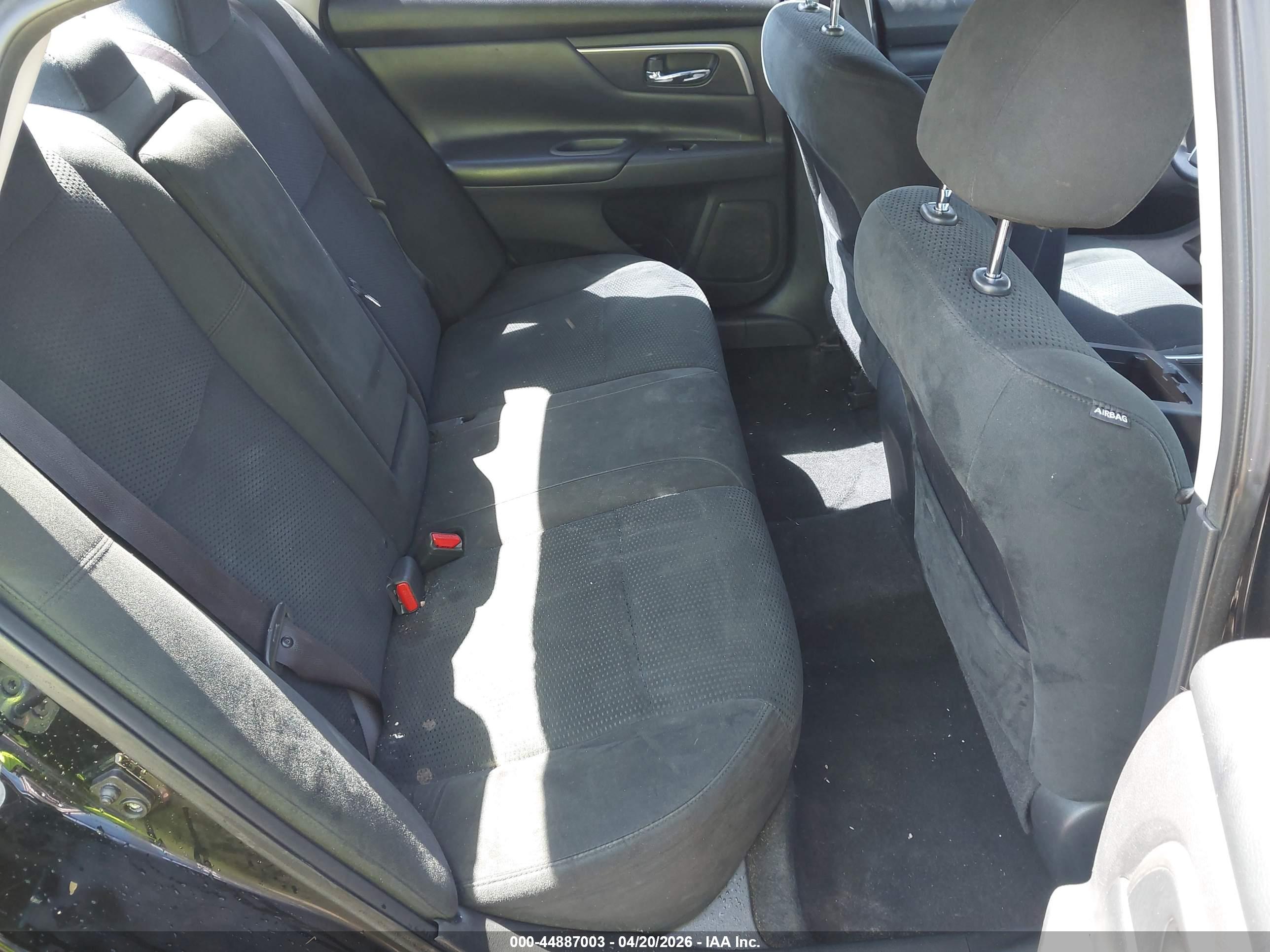 NISSAN ALTIMA image 8