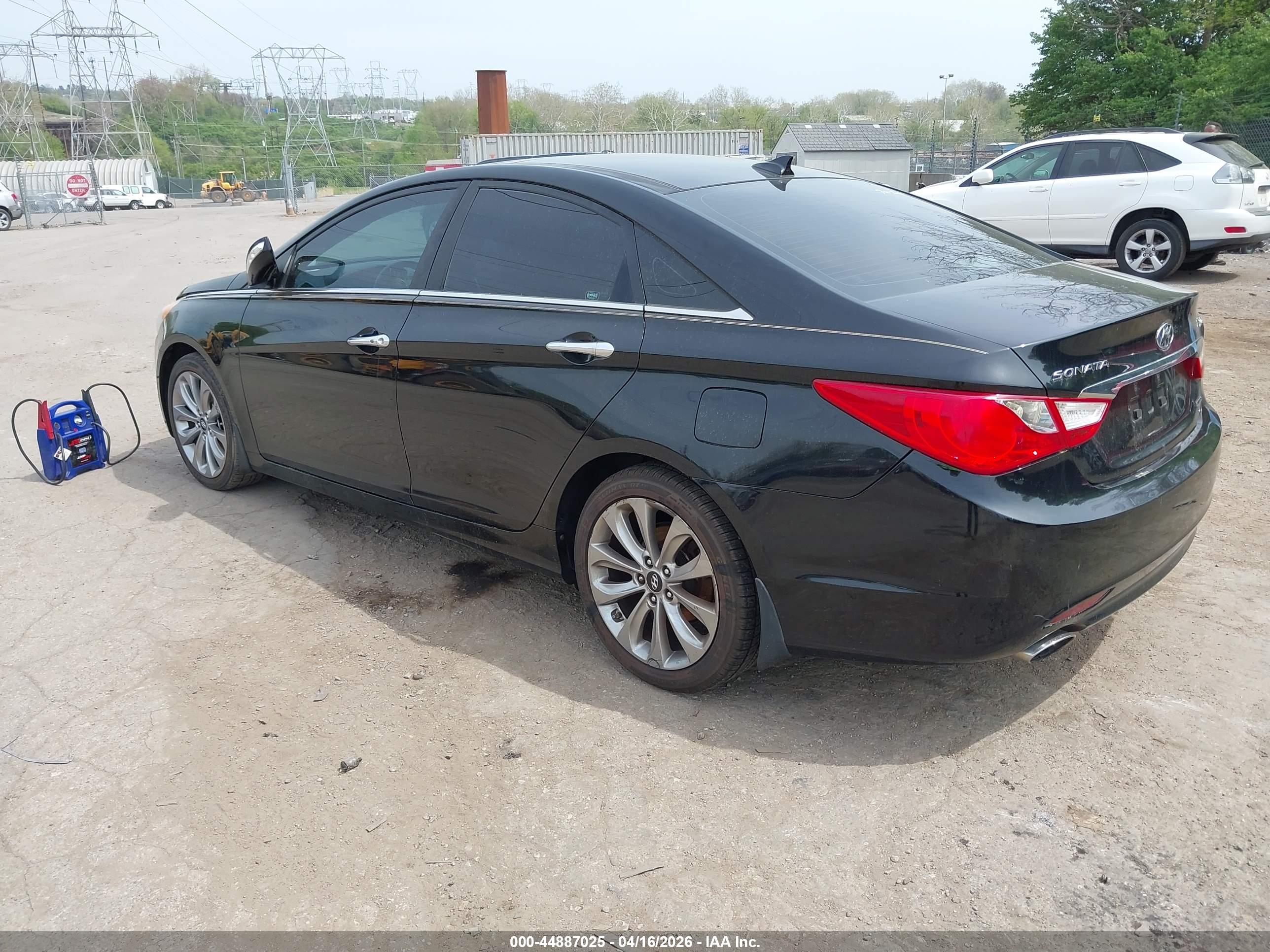 HYUNDAI SONATA image 3