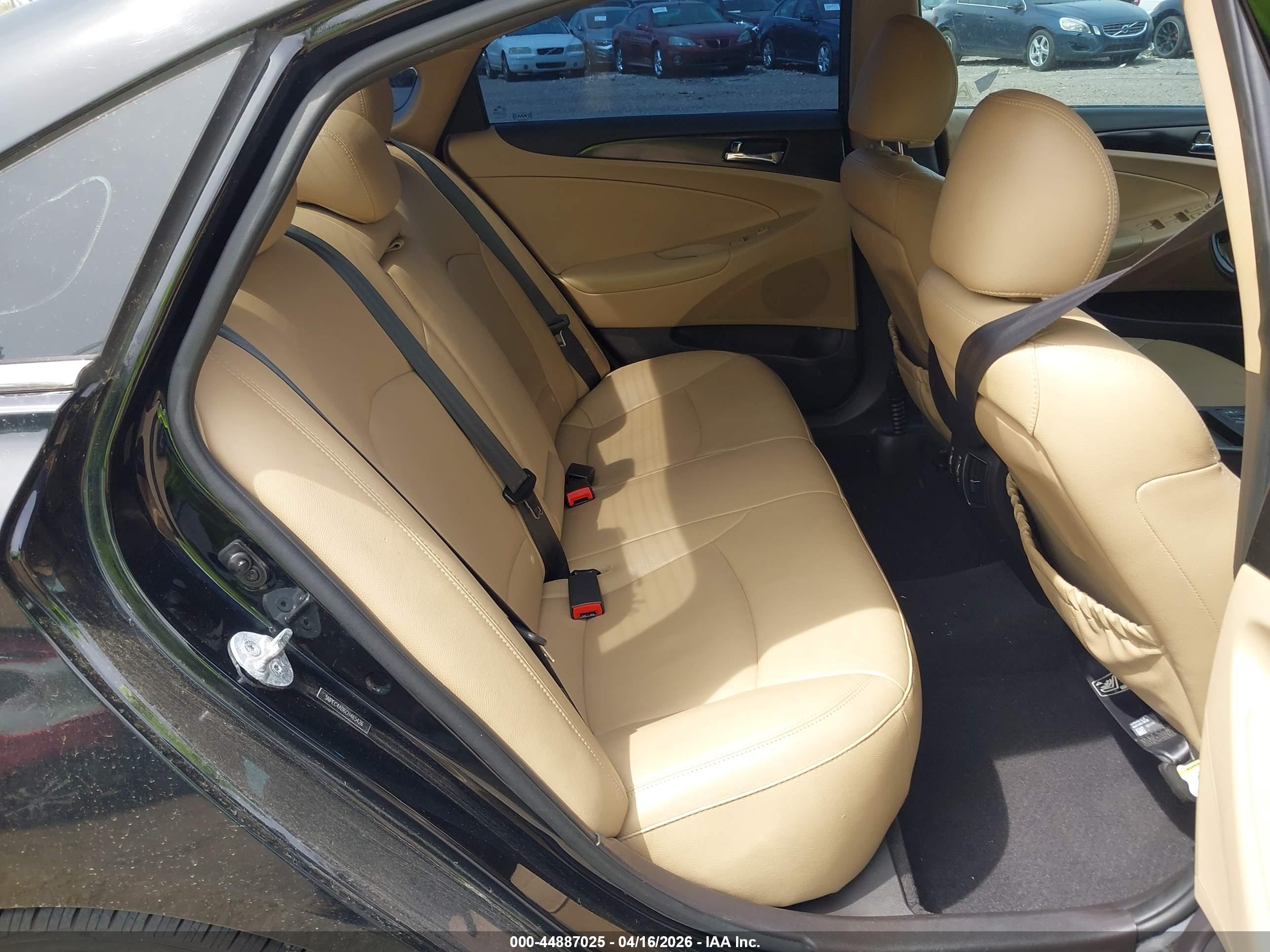 HYUNDAI SONATA image 8