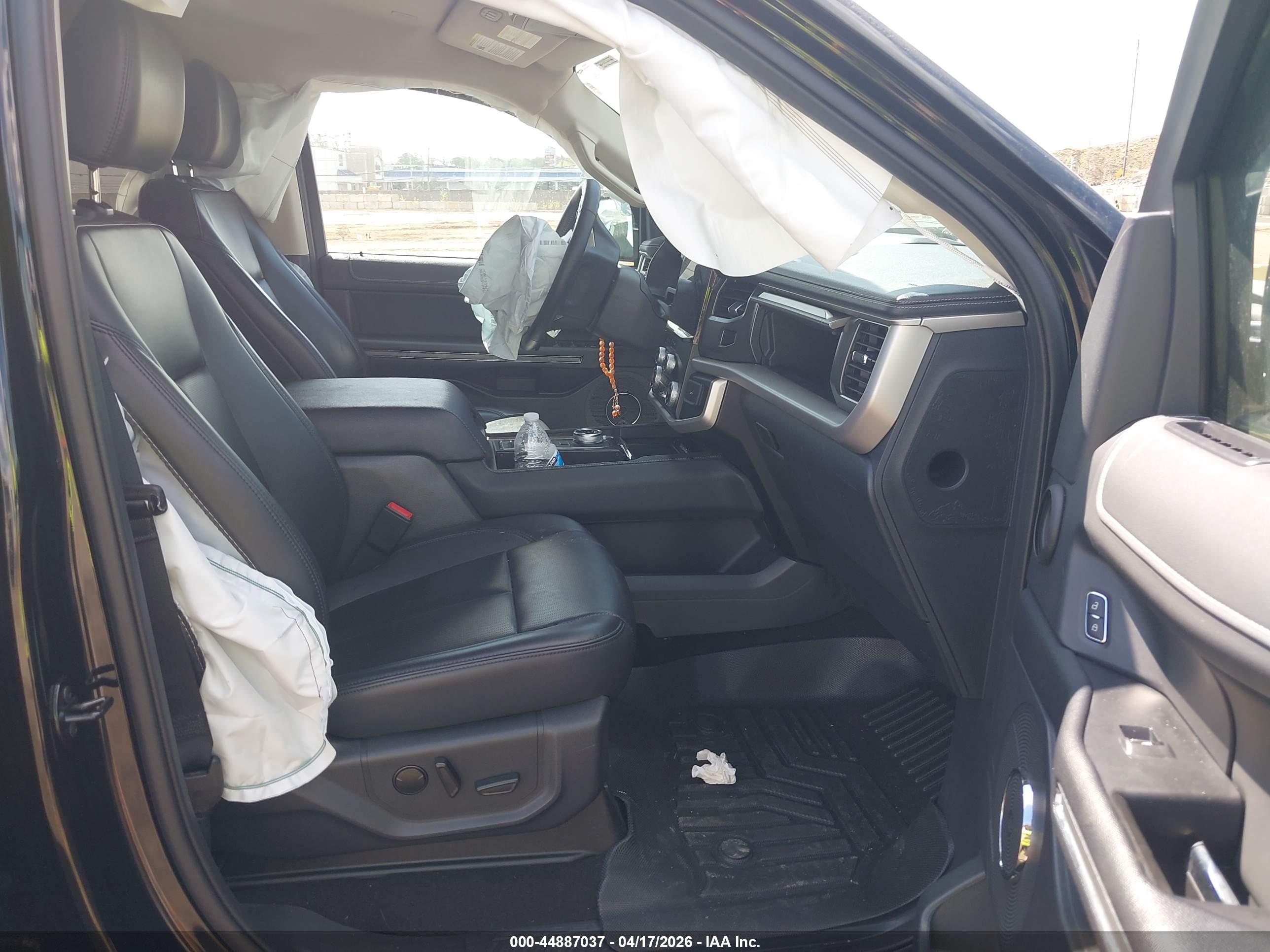 FORD EXPEDITION image 5
