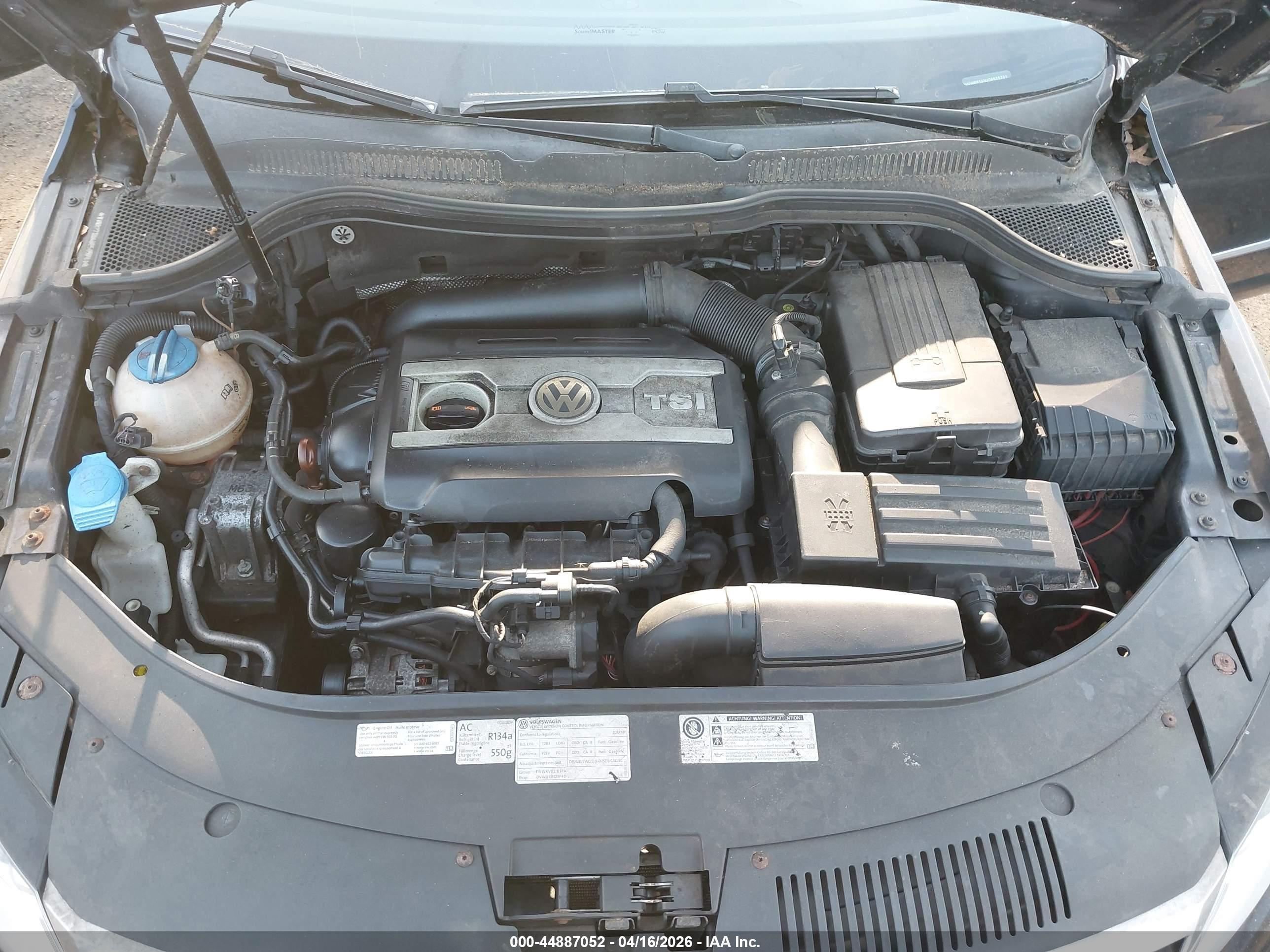 VOLKSWAGEN CC image 10