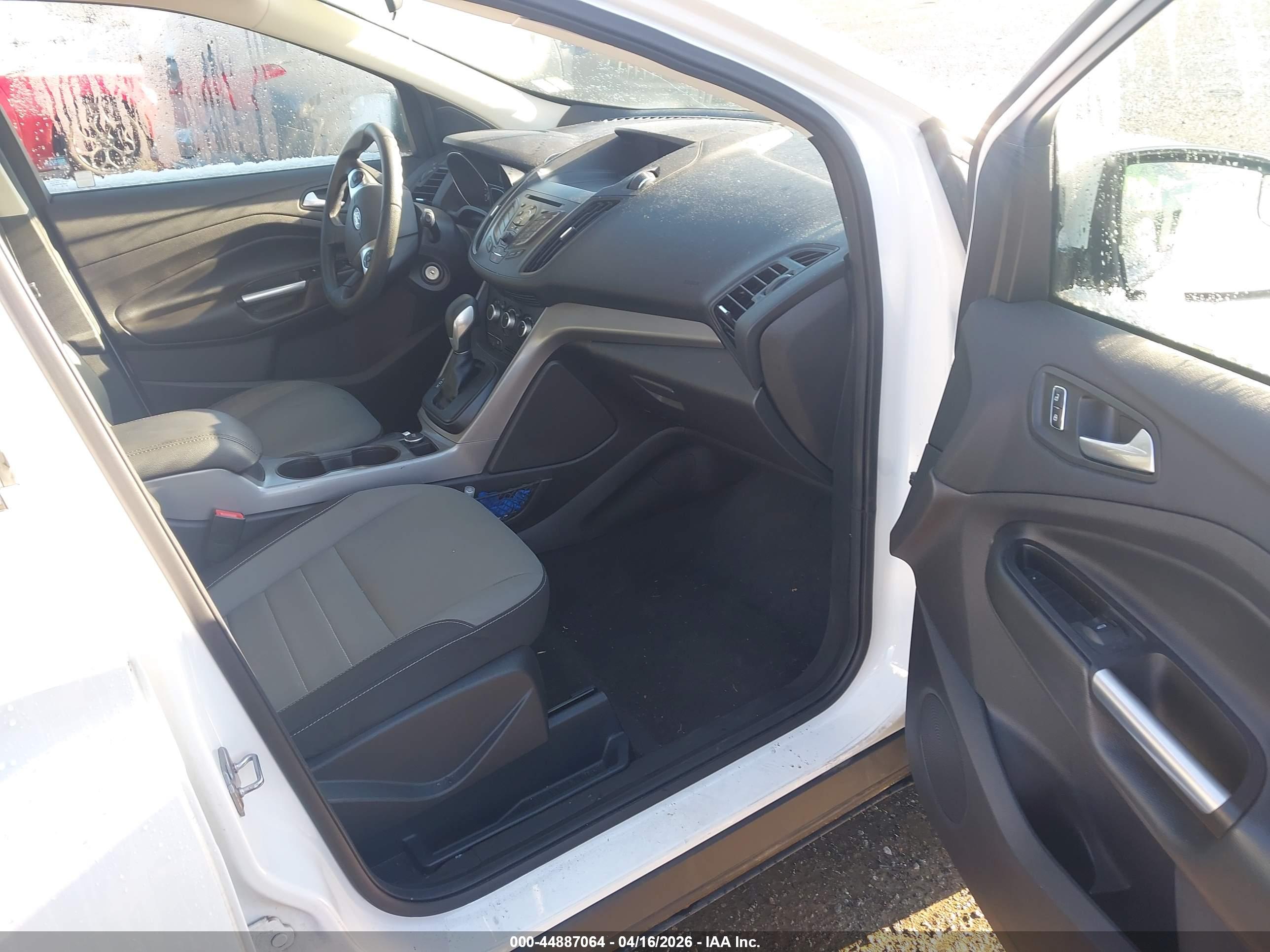 FORD ESCAPE image 5
