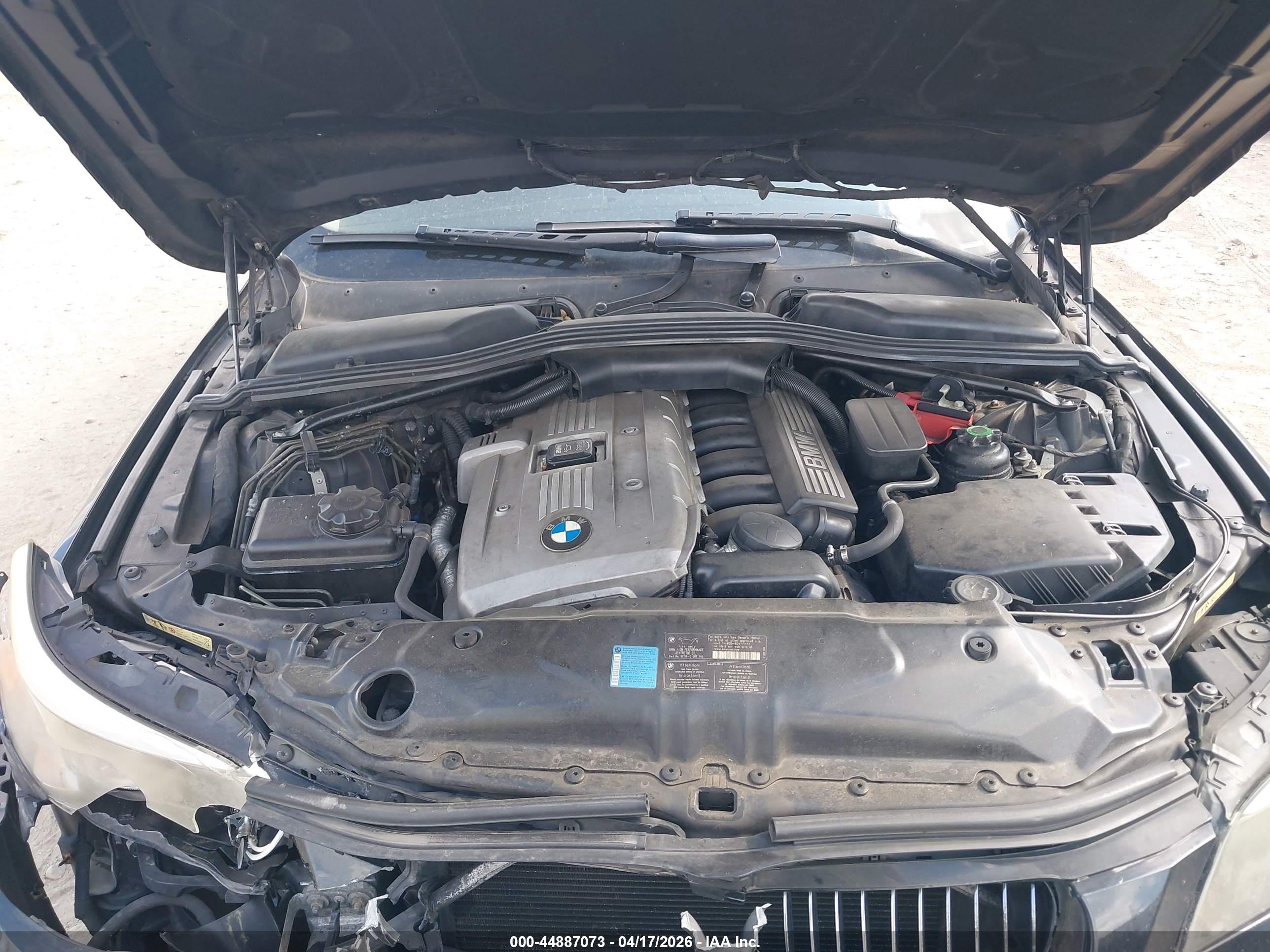 BMW 525I image 10