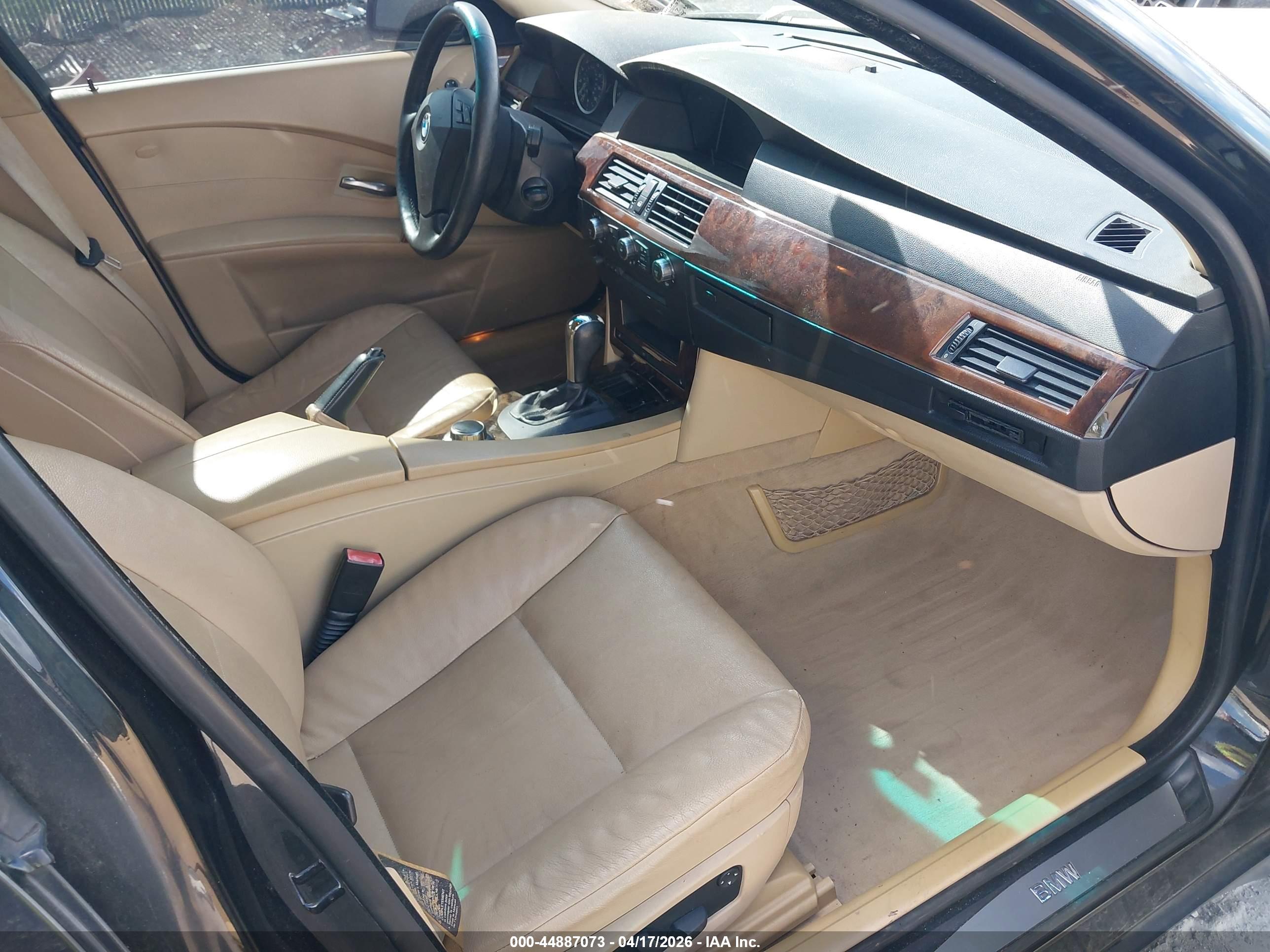 BMW 525I image 5
