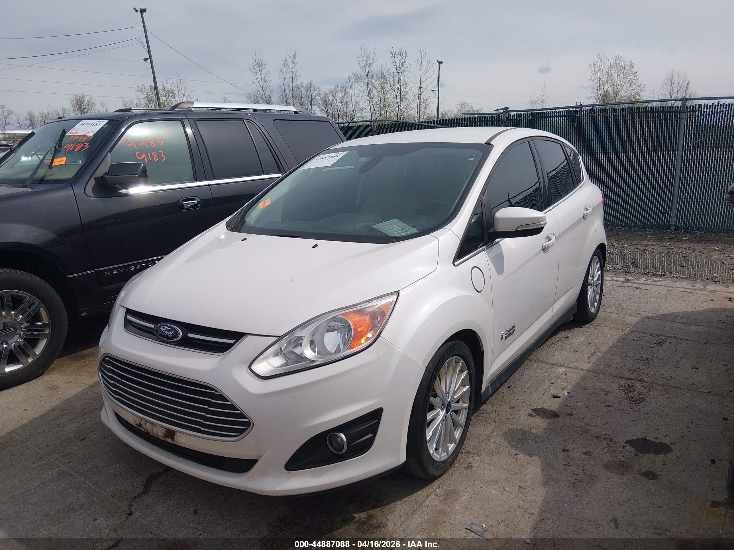 FORD C-MAX image 2
