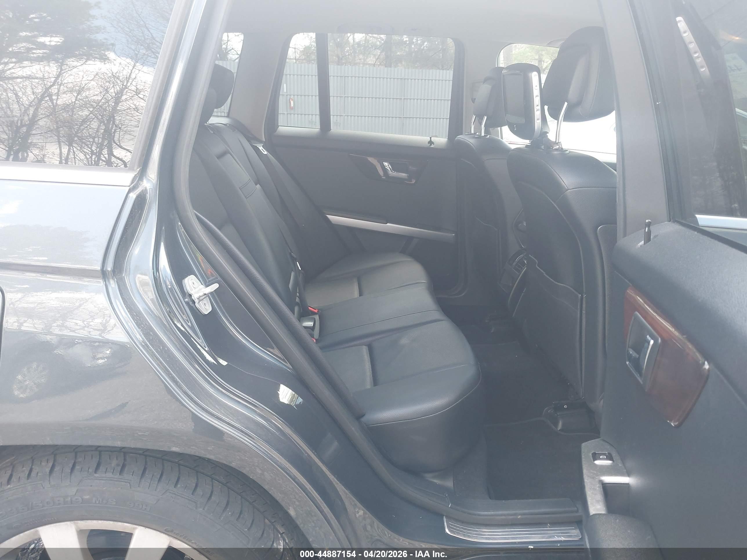 MERCEDES-BENZ GLK image 8