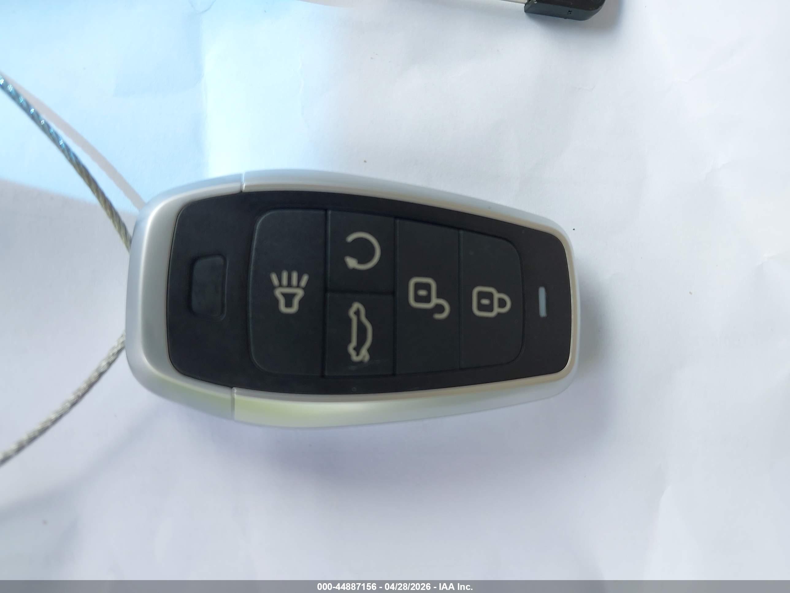 NISSAN MURANO image 11