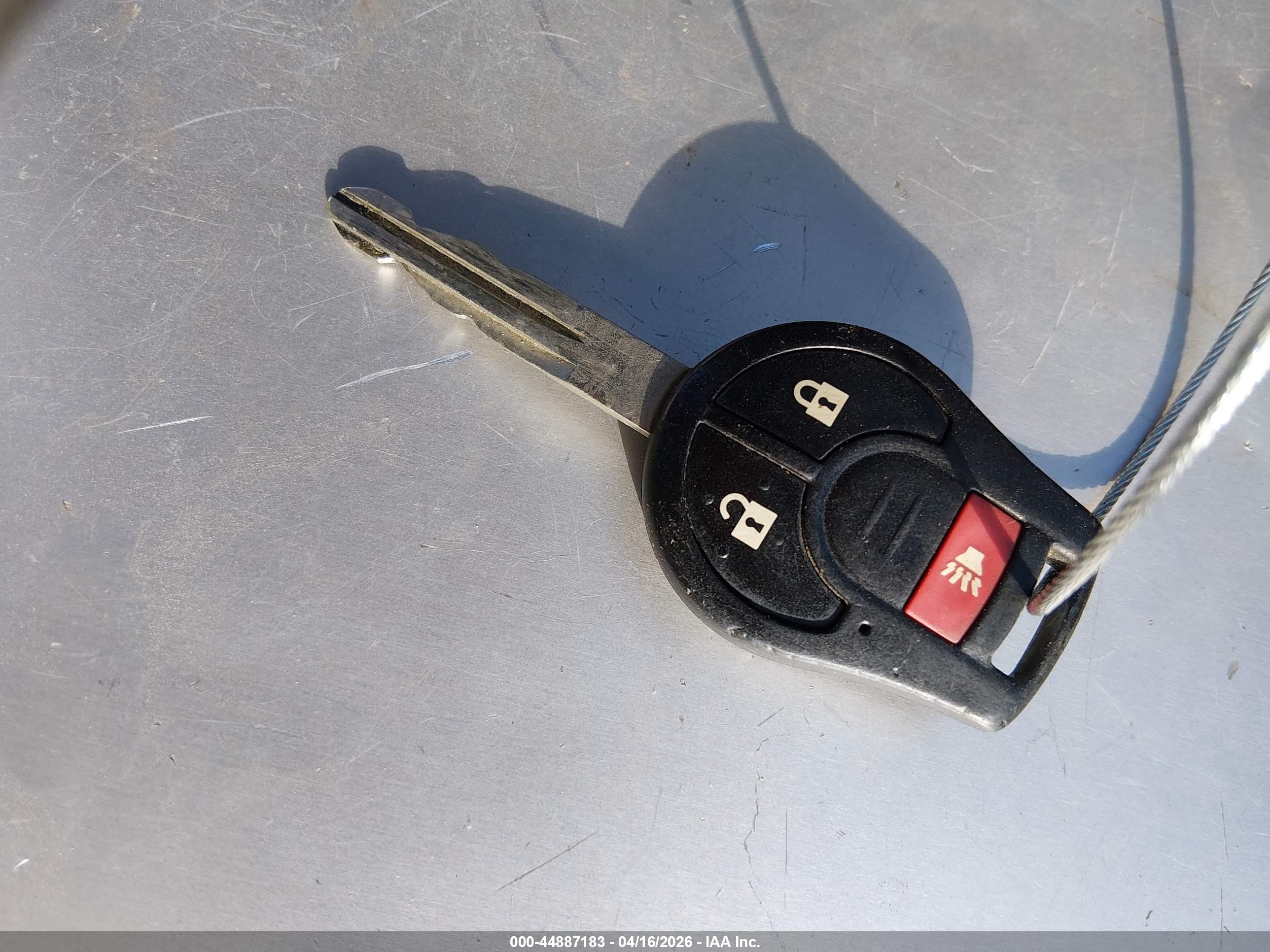 NISSAN ROGUE image 11