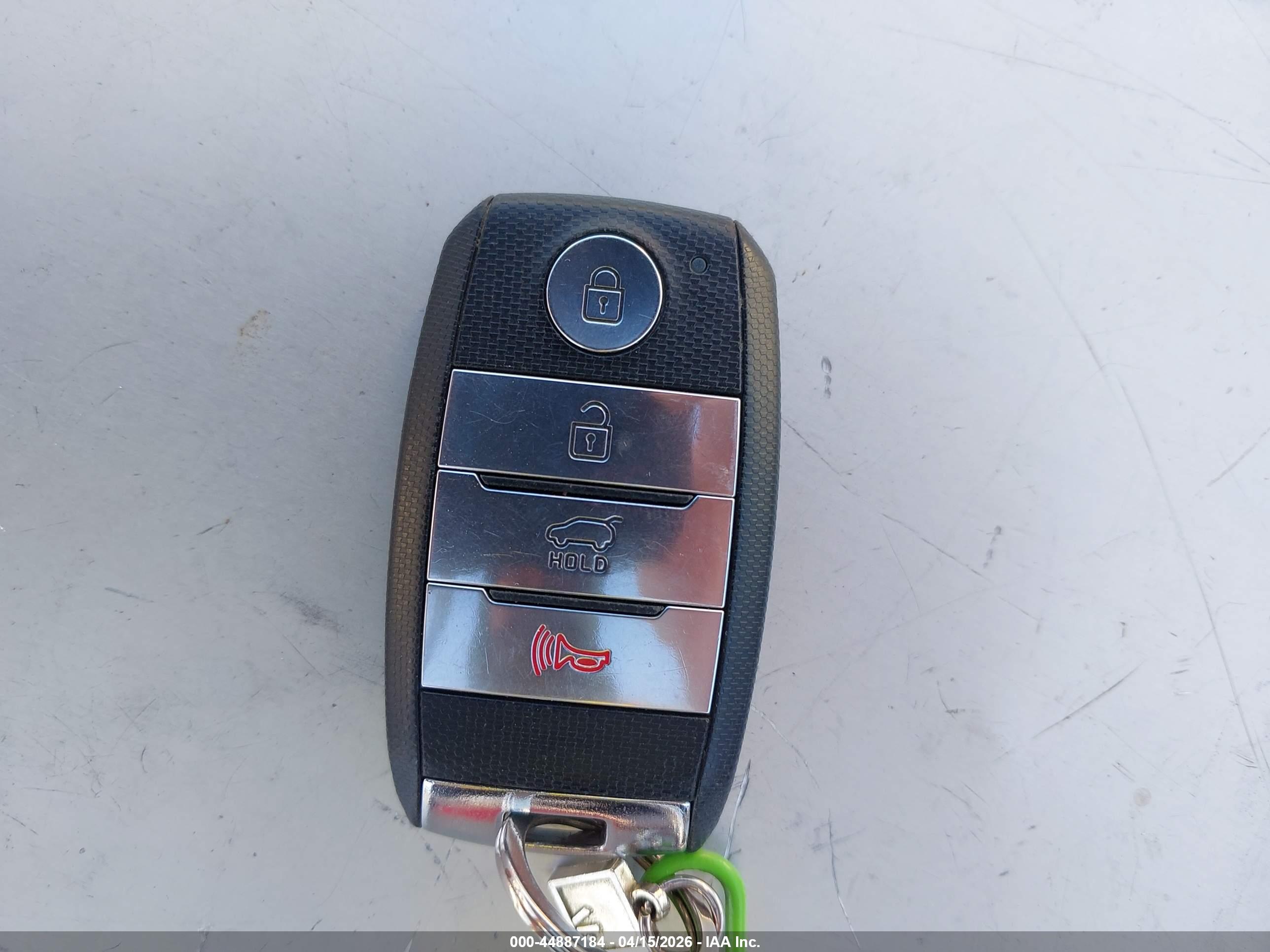KIA NIRO image 11