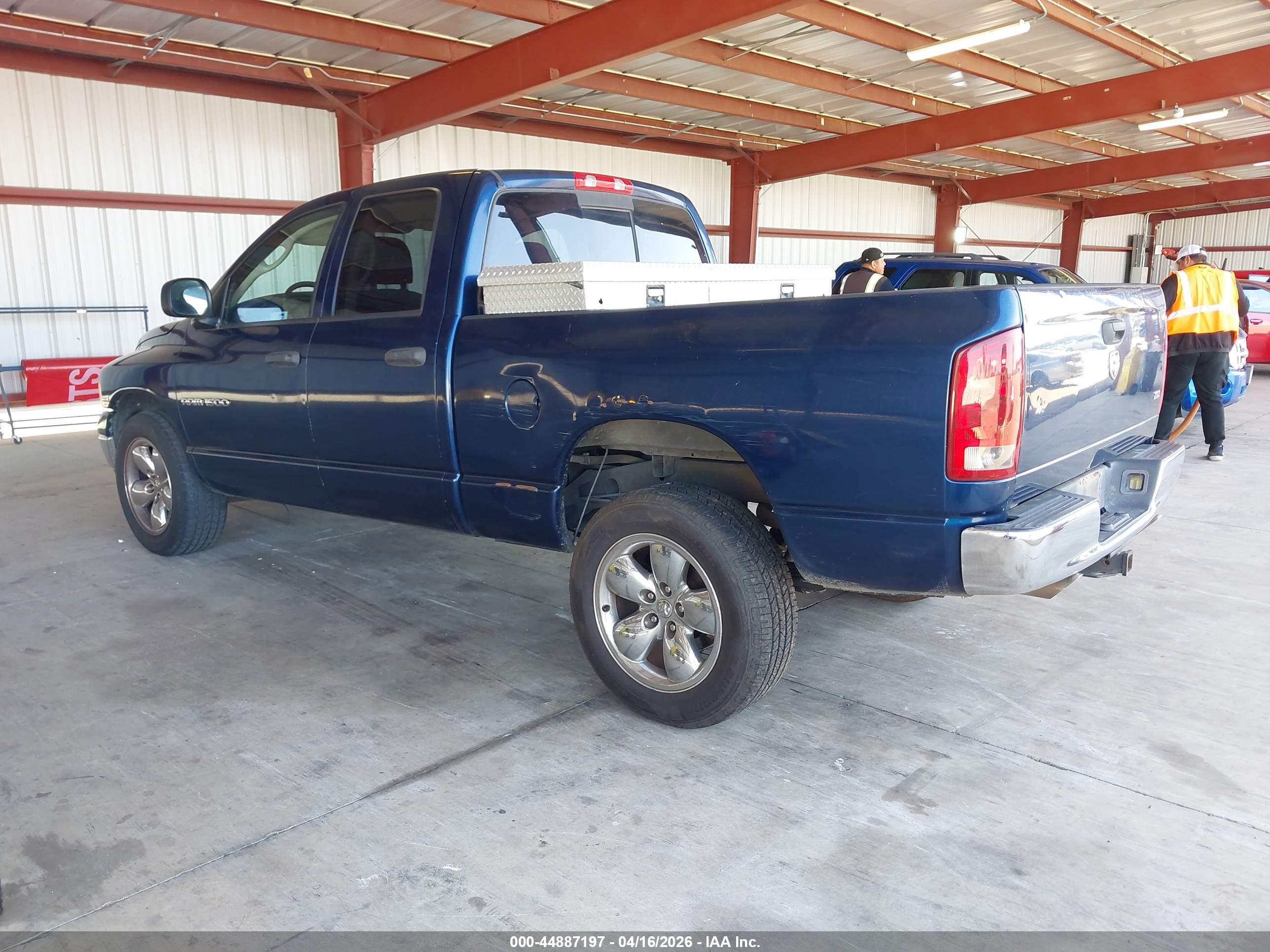 DODGE RAM image 3