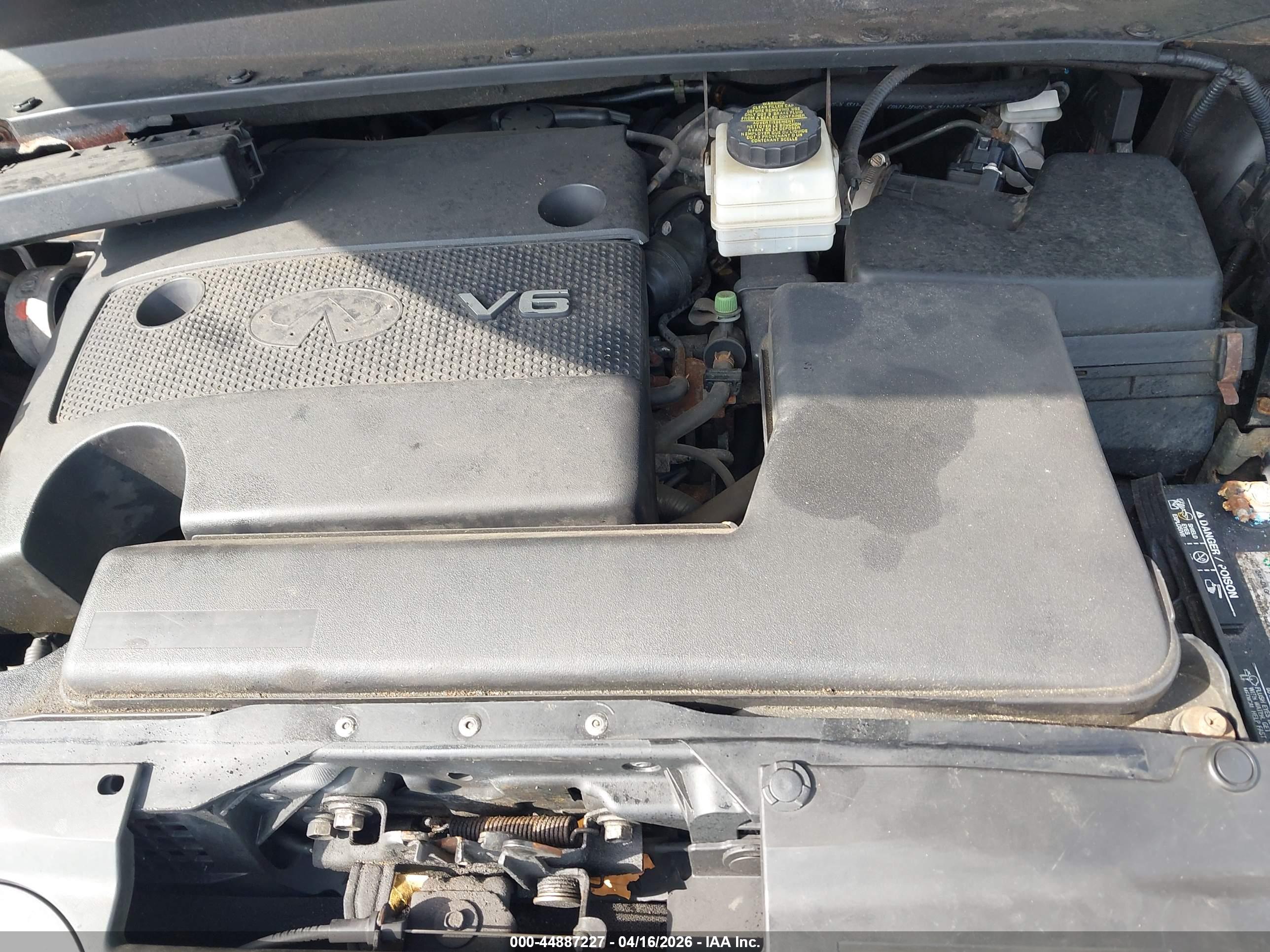 INFINITI JX35 image 10