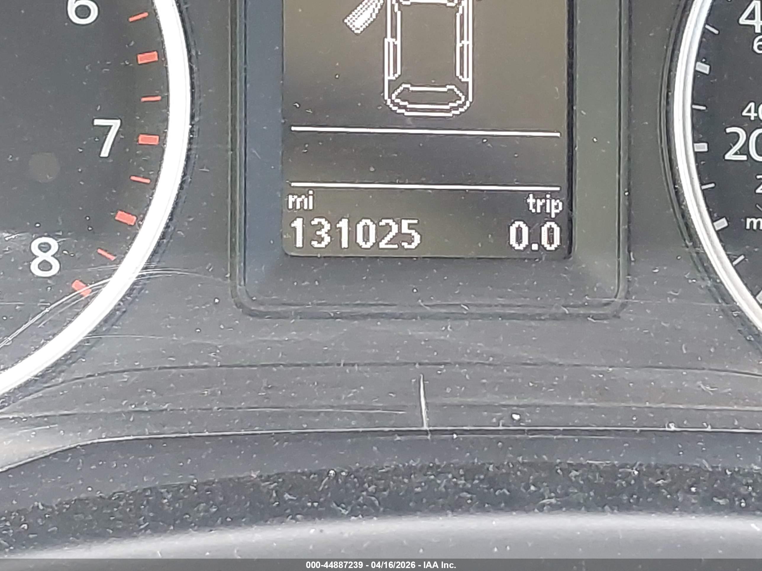 VOLKSWAGEN TIGUAN image 7