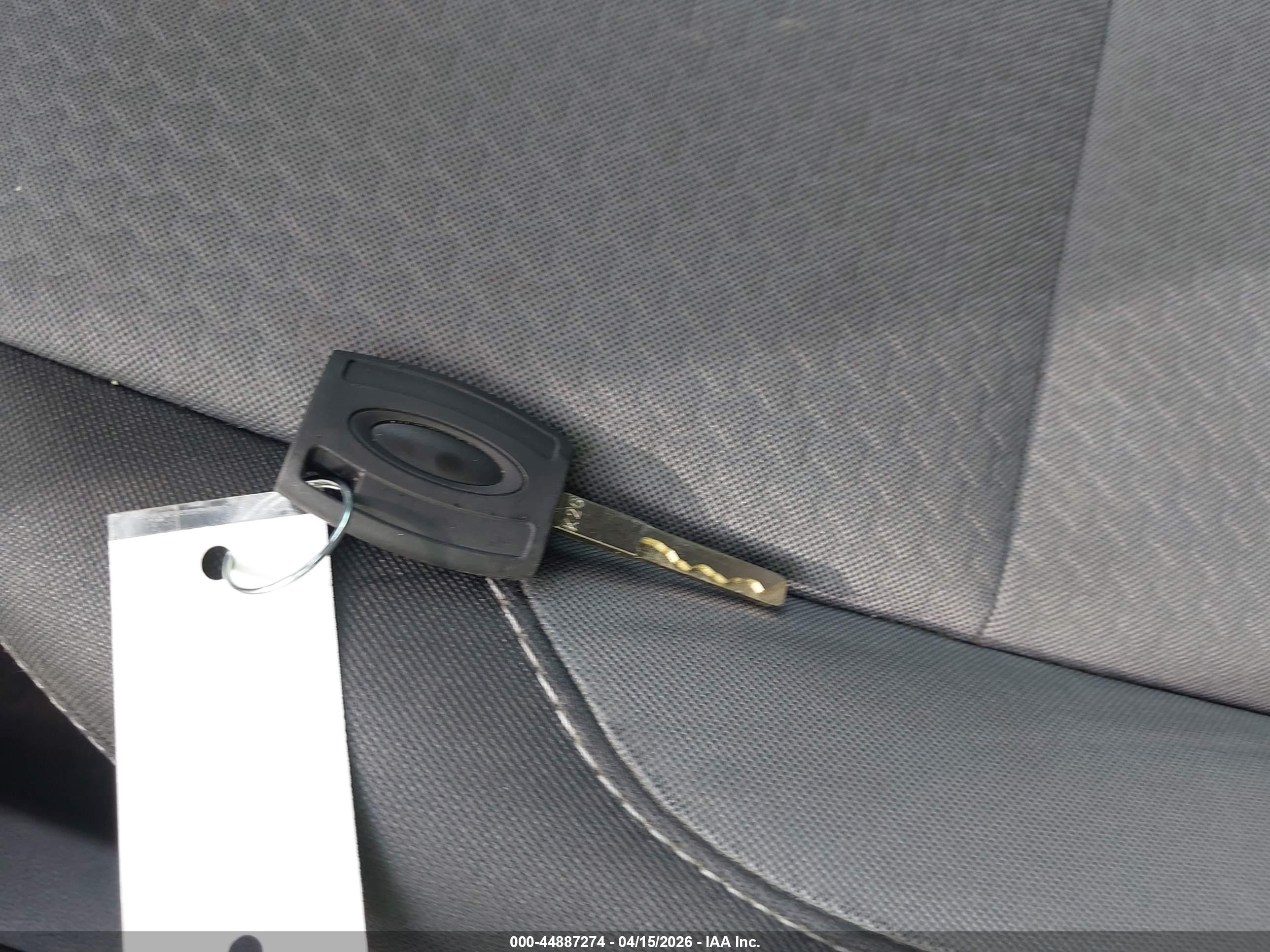 FORD ESCAPE image 11