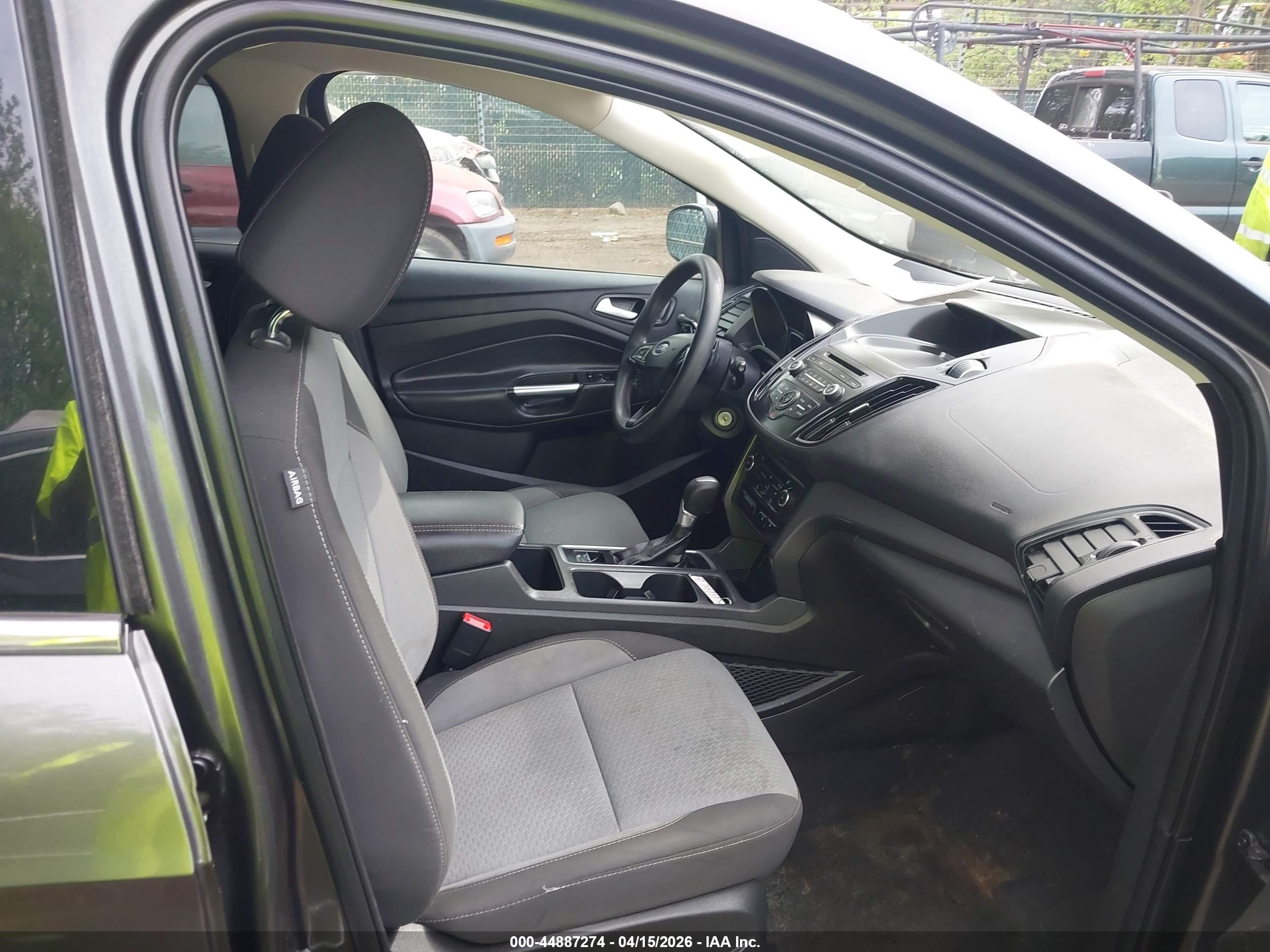 FORD ESCAPE image 5