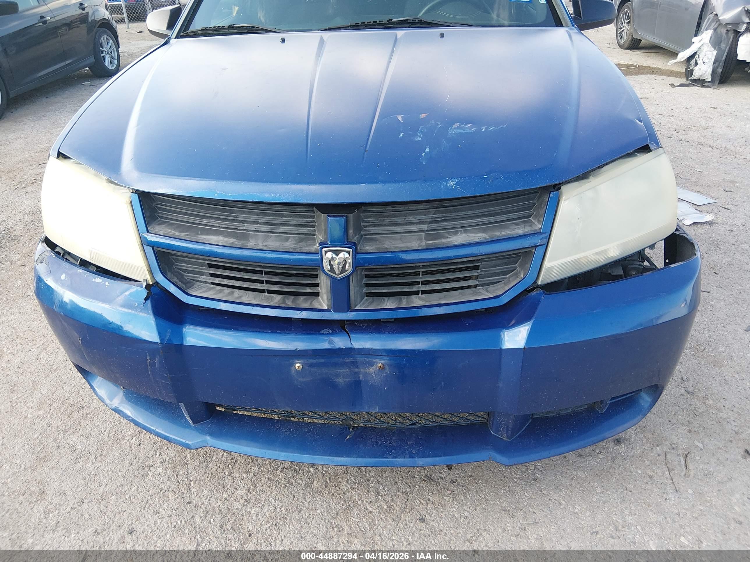 DODGE AVENGER image 6