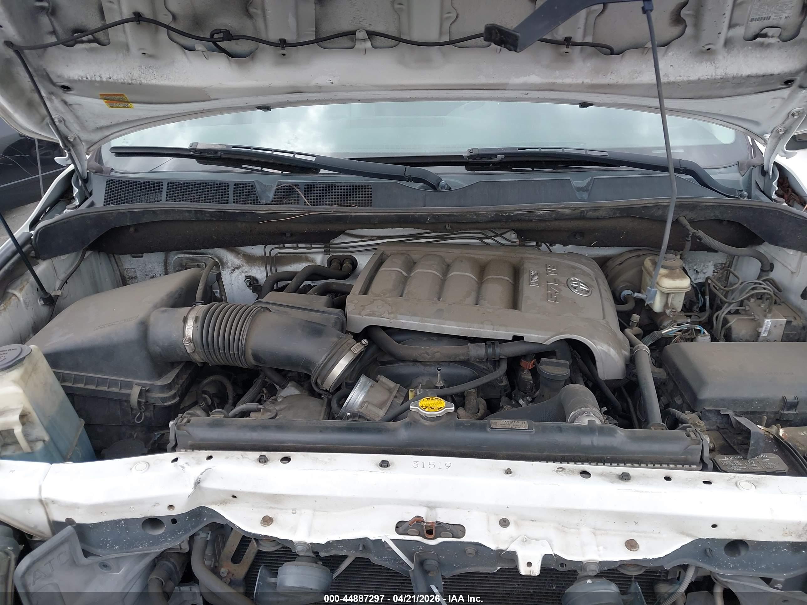 TOYOTA TUNDRA image 10