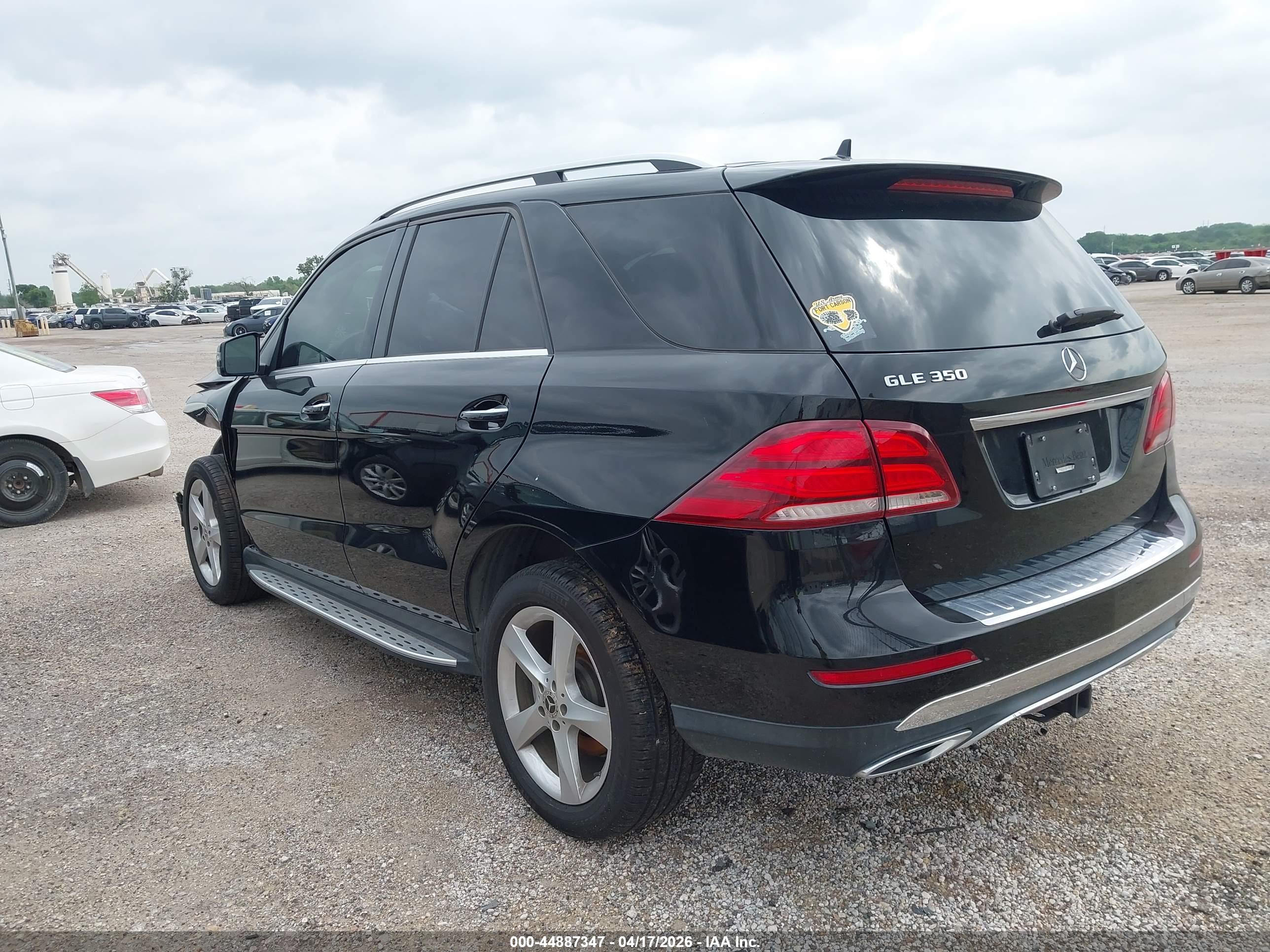 MERCEDES-BENZ GLE image 3