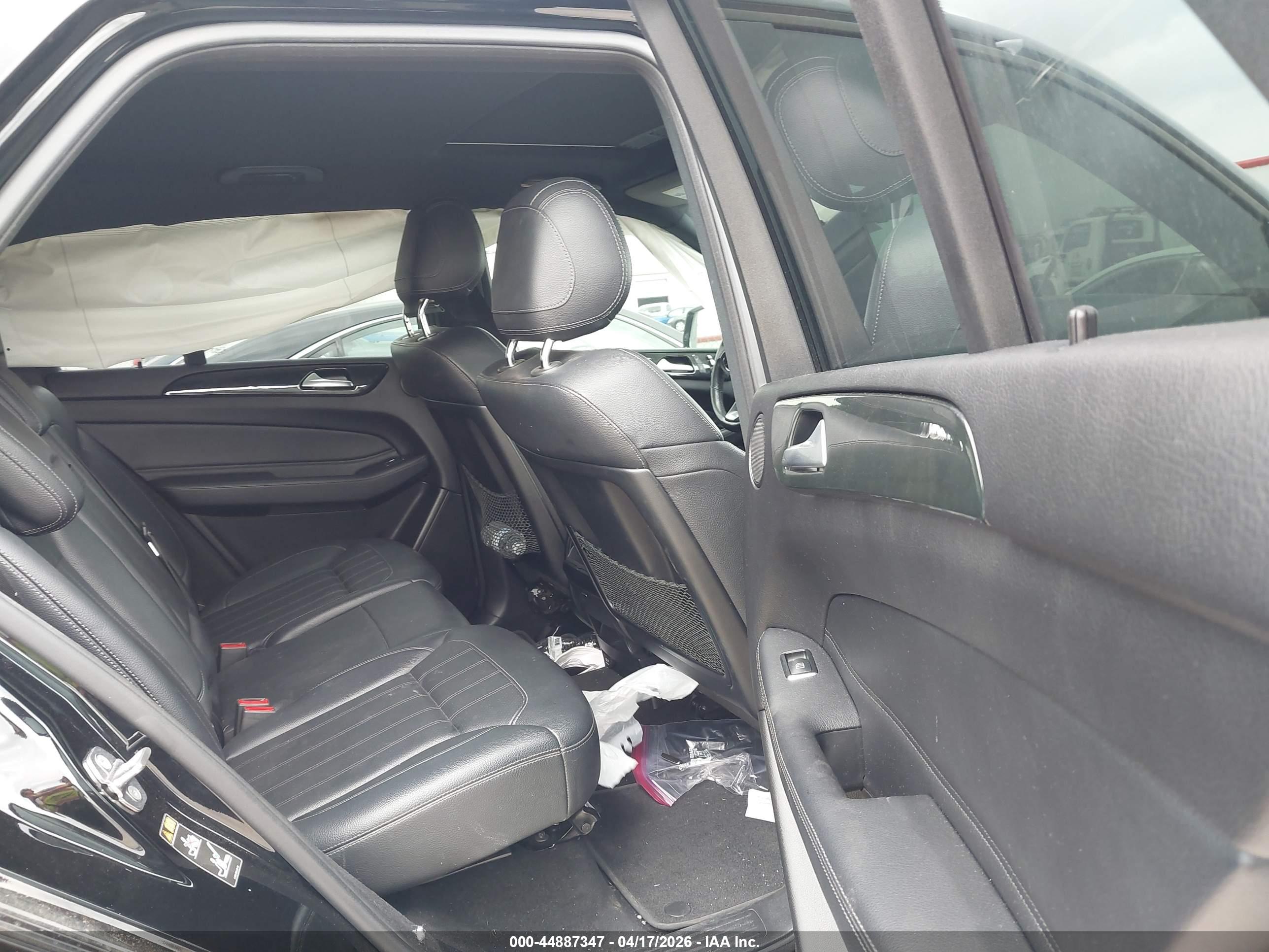 MERCEDES-BENZ GLE image 8